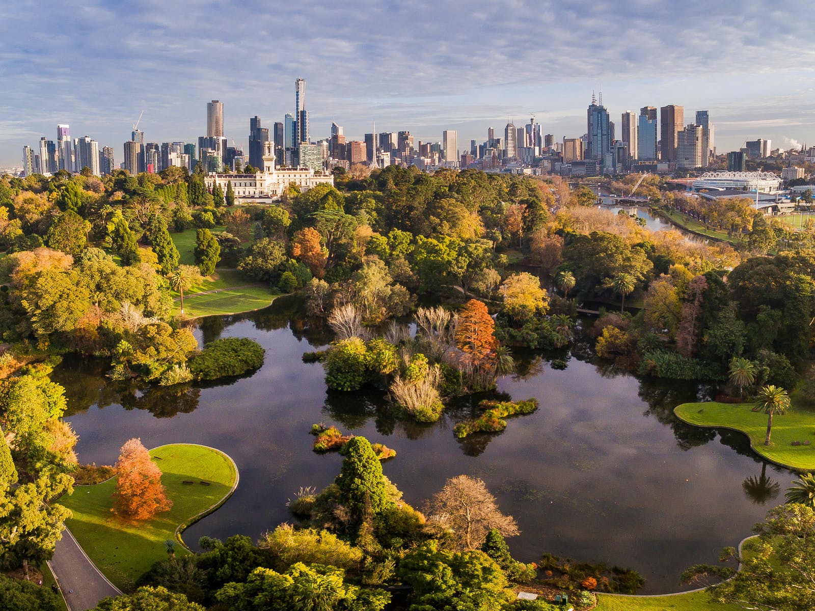 Explore the ancestral lands of the Eastern Kulin Nation on an Aboriginal Heritage Walk at Melbourne’s Royal Botanic Gardens