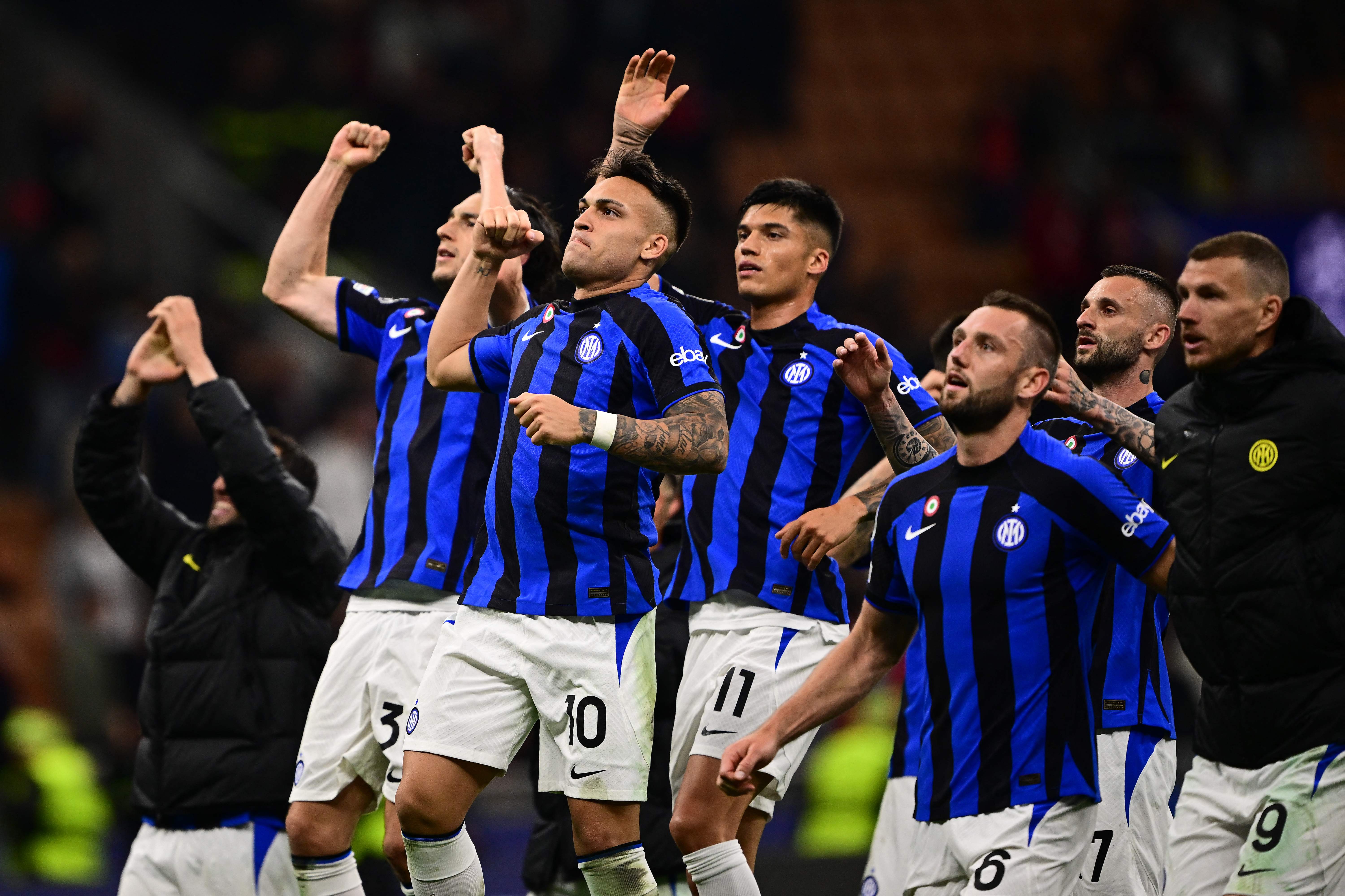 Inter Milan celebrate victory over rivals AC Milan