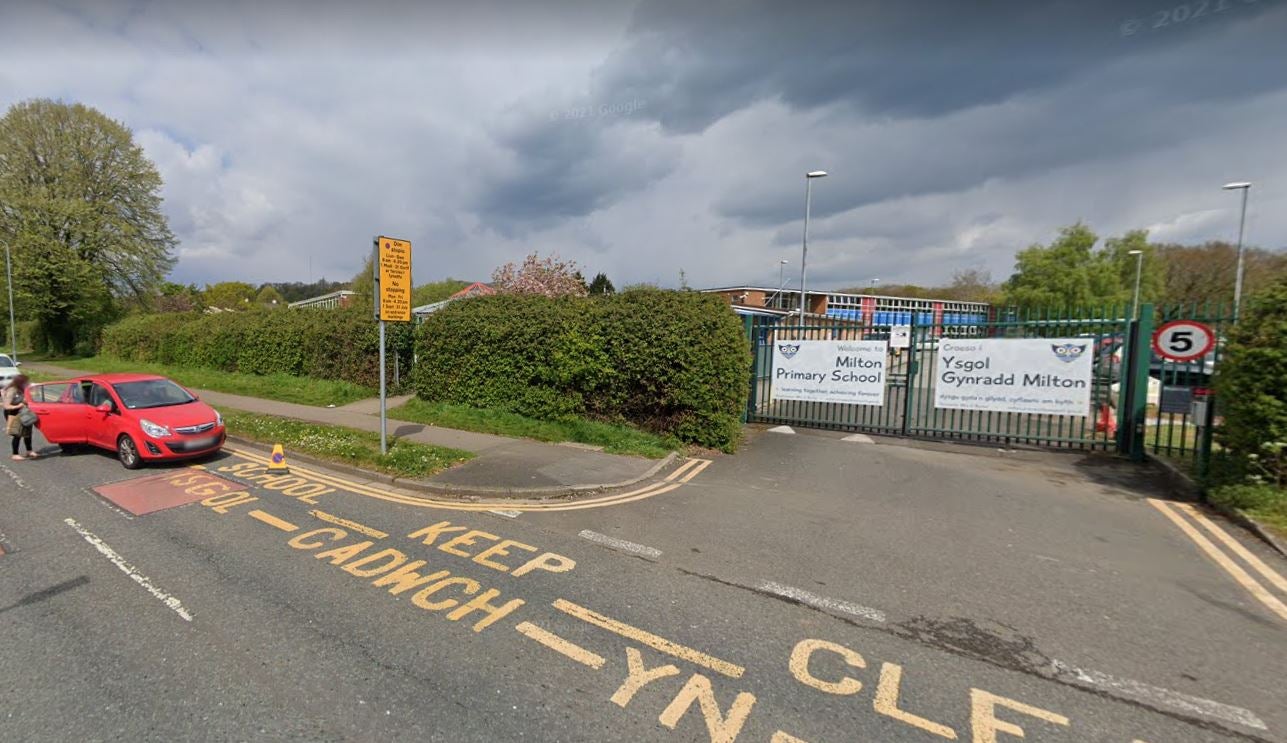 Milton Primary School, Newport, said it sent a text message to parents on Tuesday