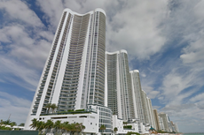 FBI raids Trump Tower condo owned by two Russian businessmen