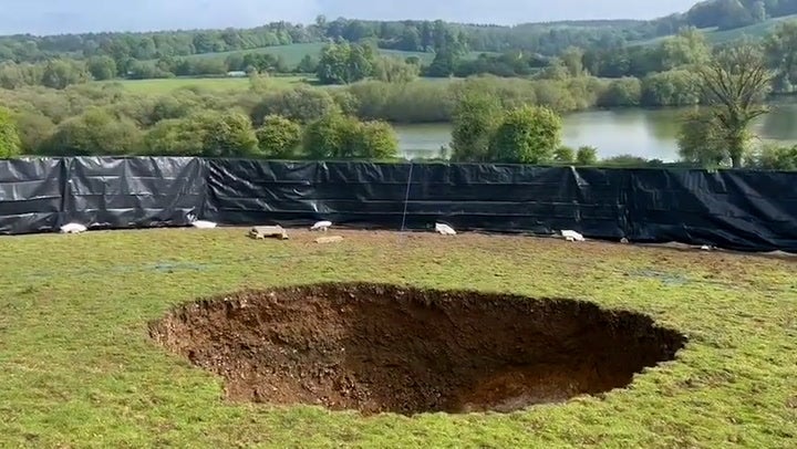 Six-metre-deep sinkhole opens up near HS2 tunnel in Buckinghamshire
