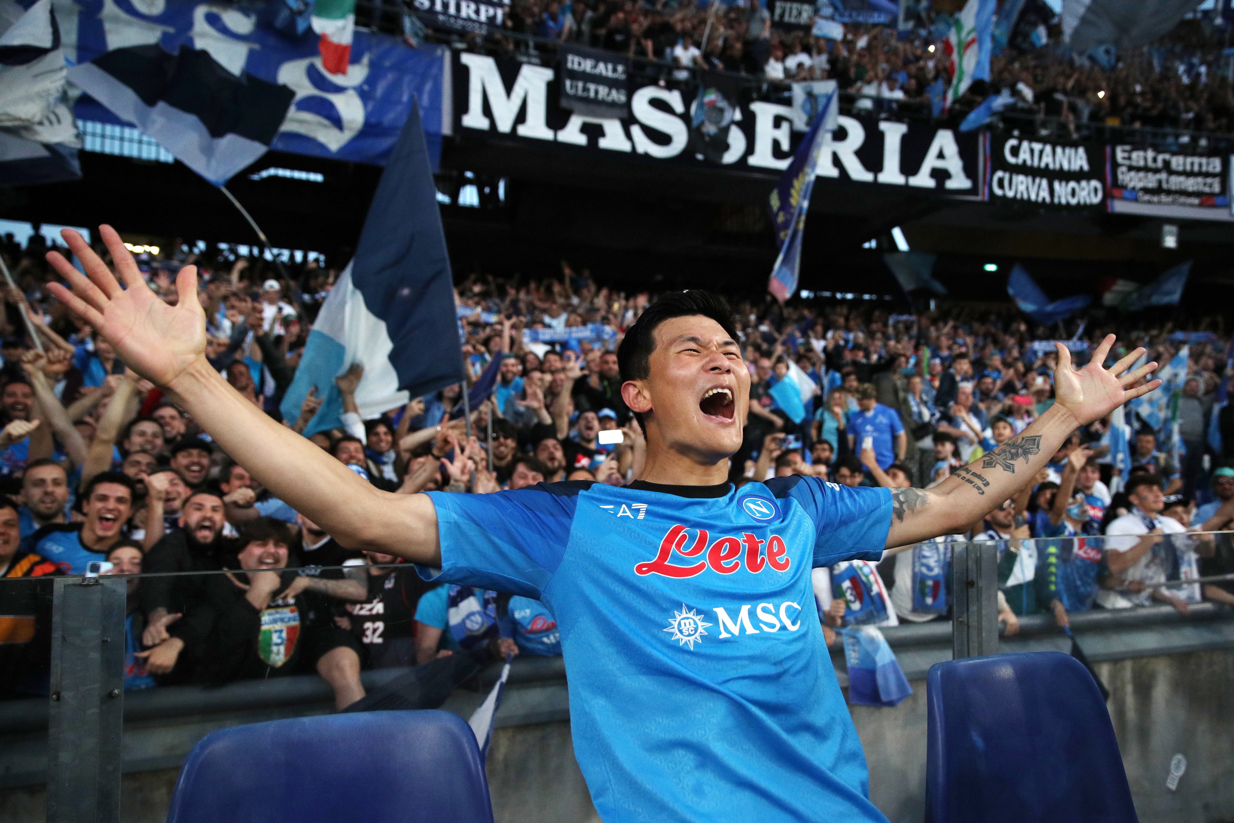 Kim Min-jae celebrates after Napoli clinched the title