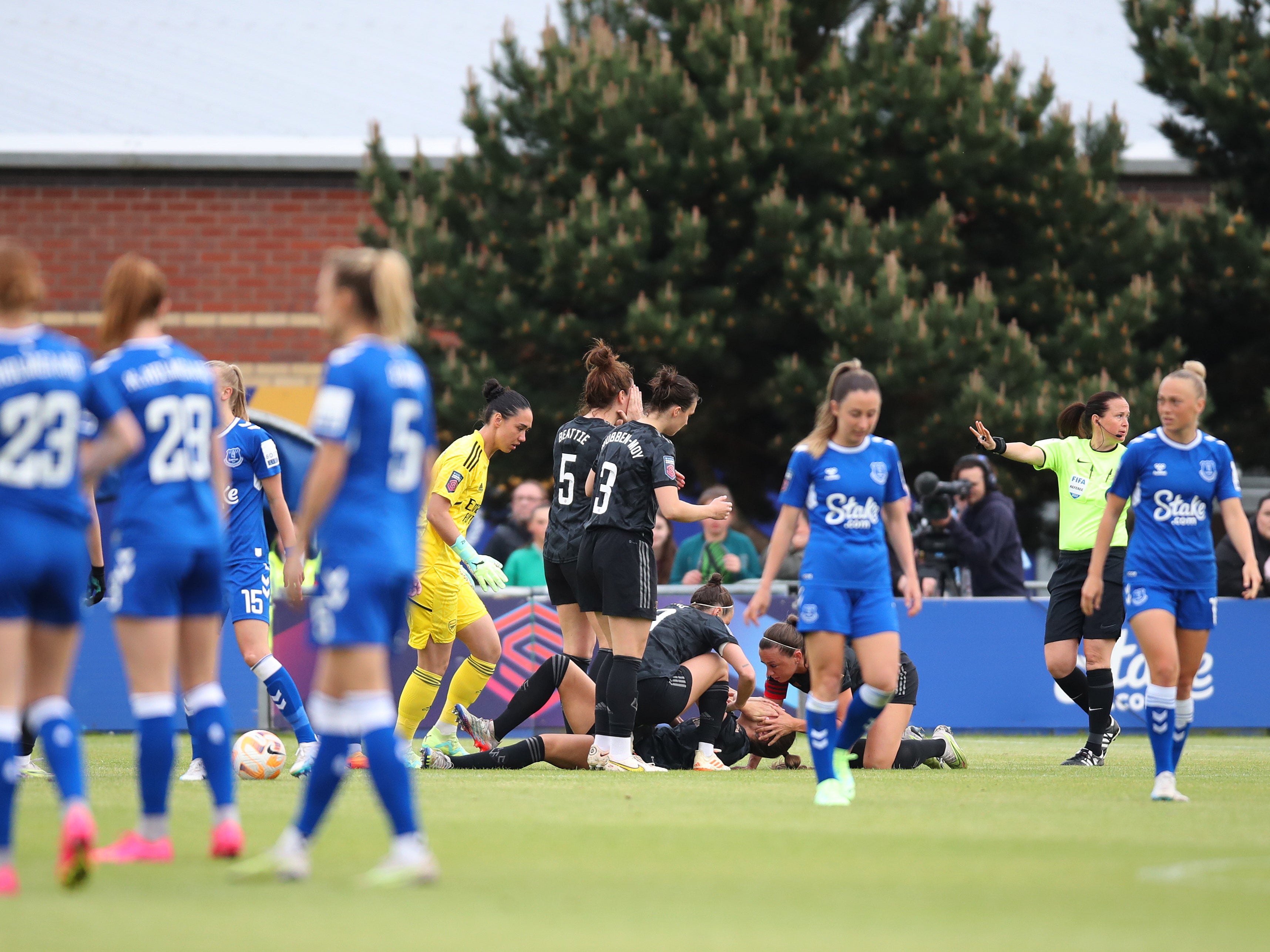 Lia Walti suffered an injury in Arsenal’s win at Everton