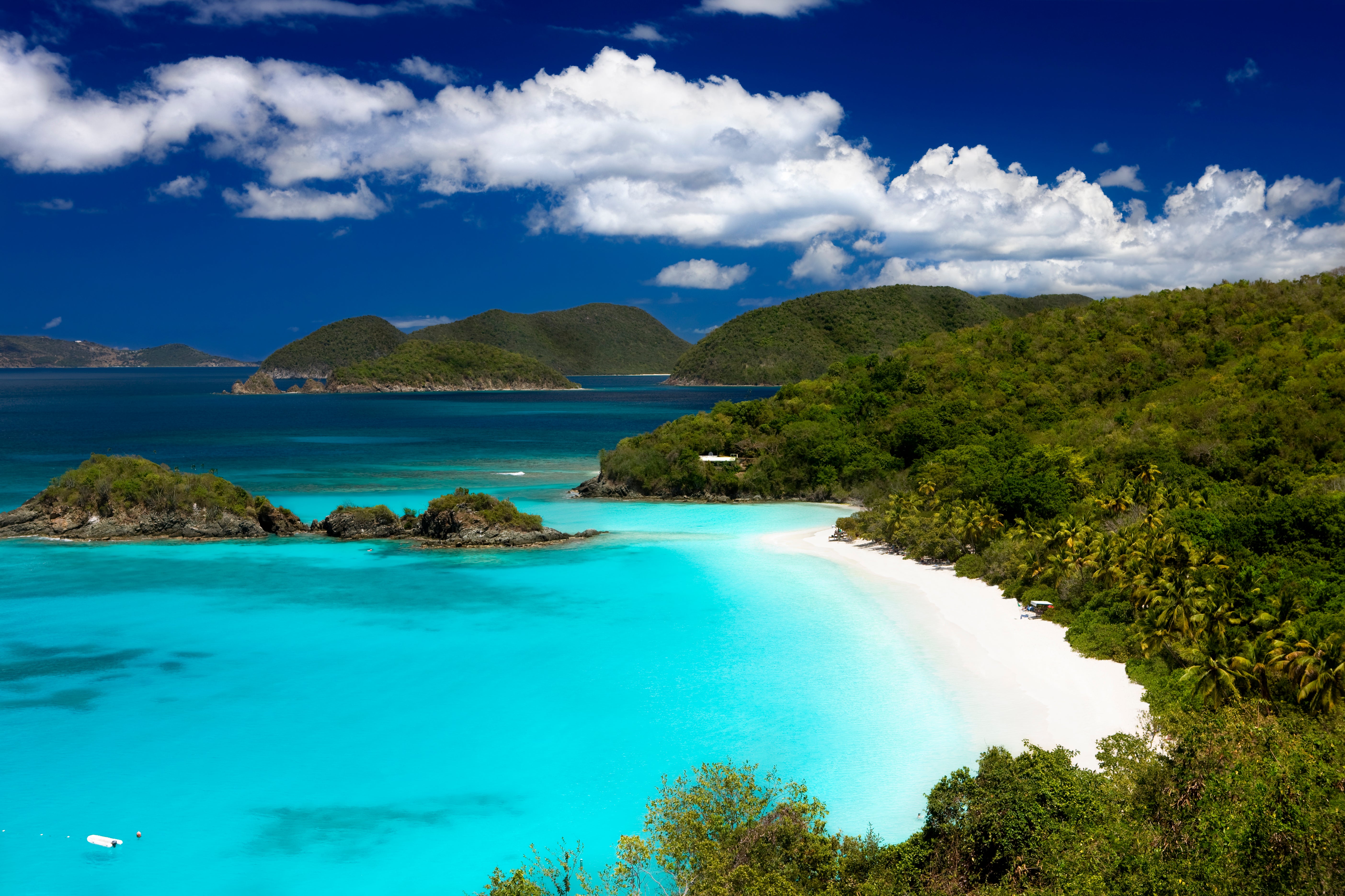 Trunk Bay beach in Saint John is one of the world’s best