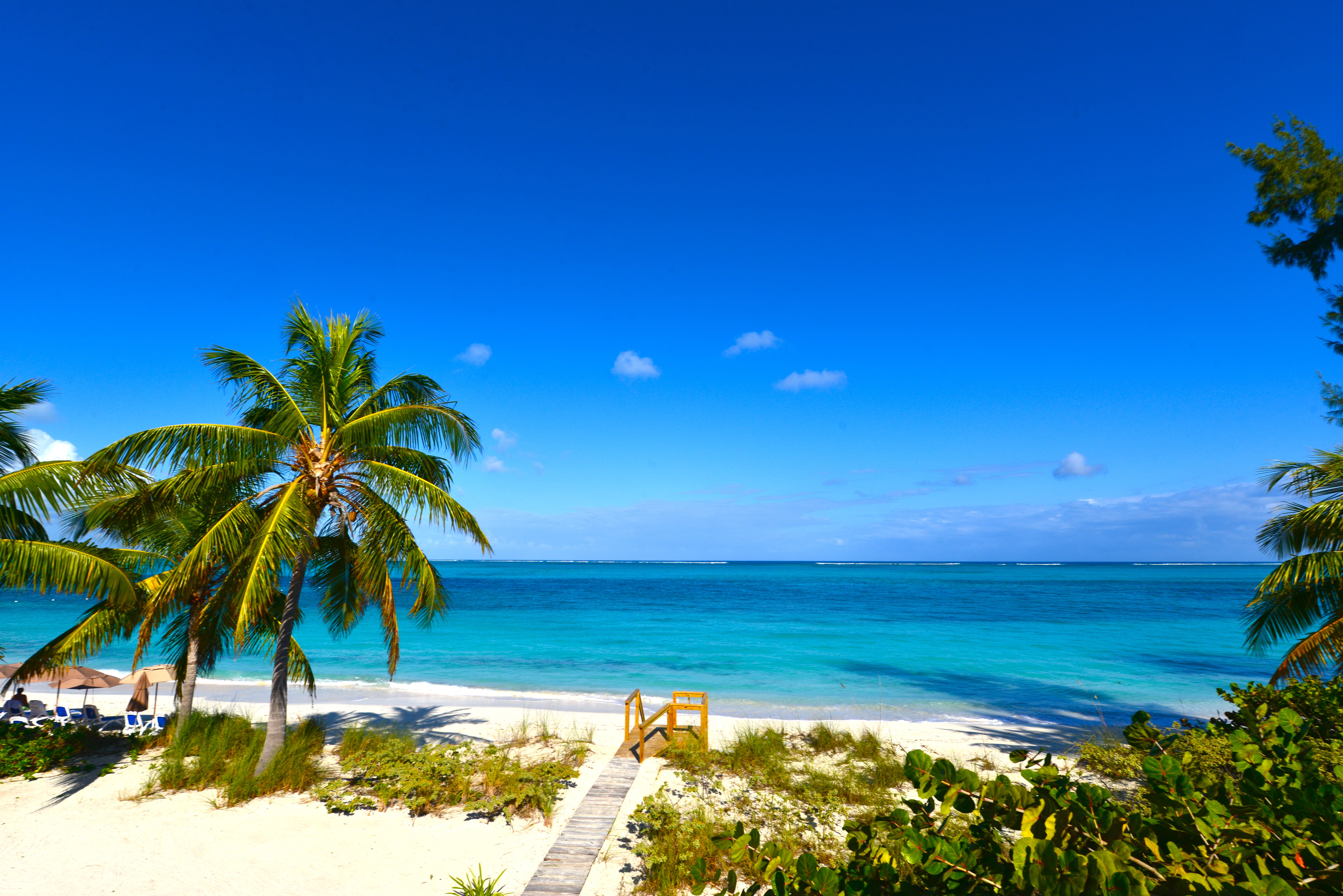 A sunny day on Grace Bay Beach