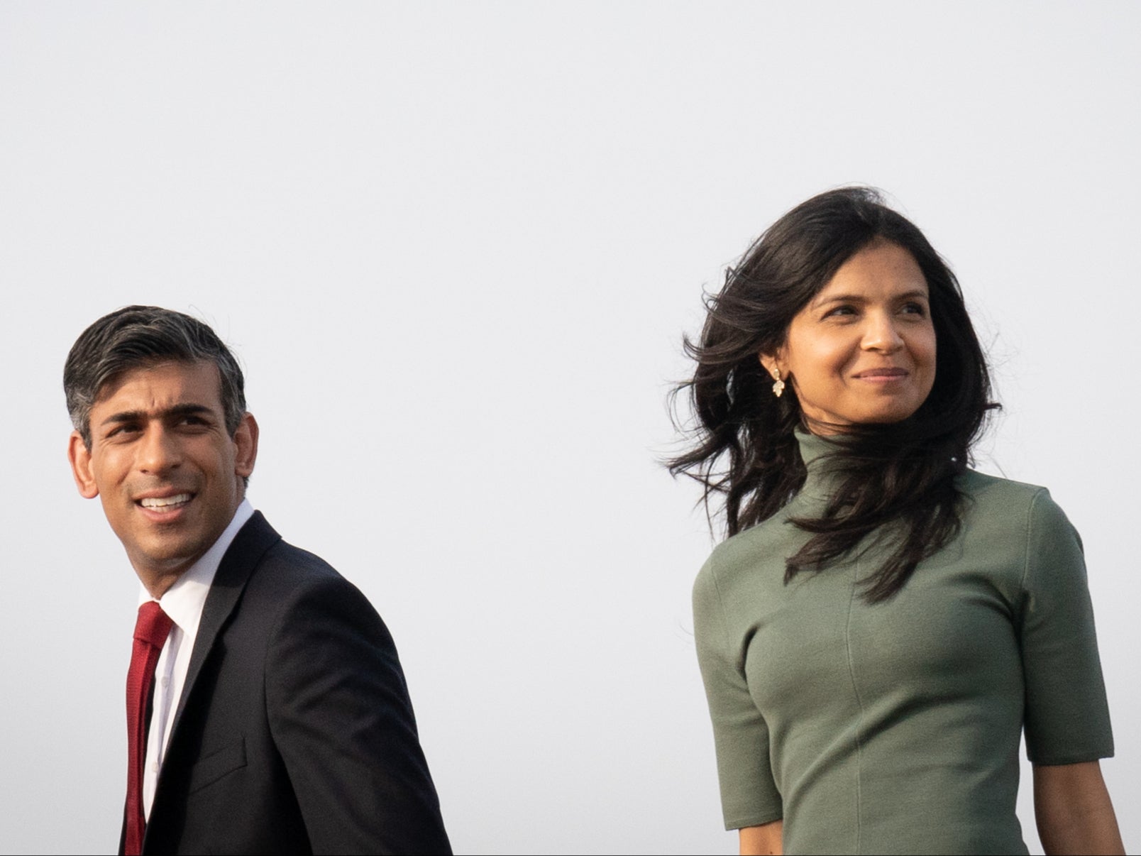 The Sunday Times Rich List reports that Rishi Sunak and his wife, Akshata Murthy are down £200m