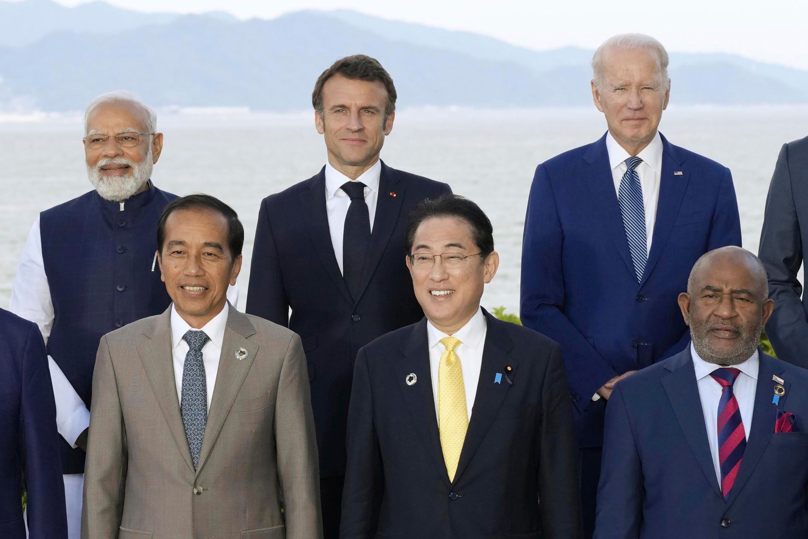 G7 Analysis Kishida's Dilemma