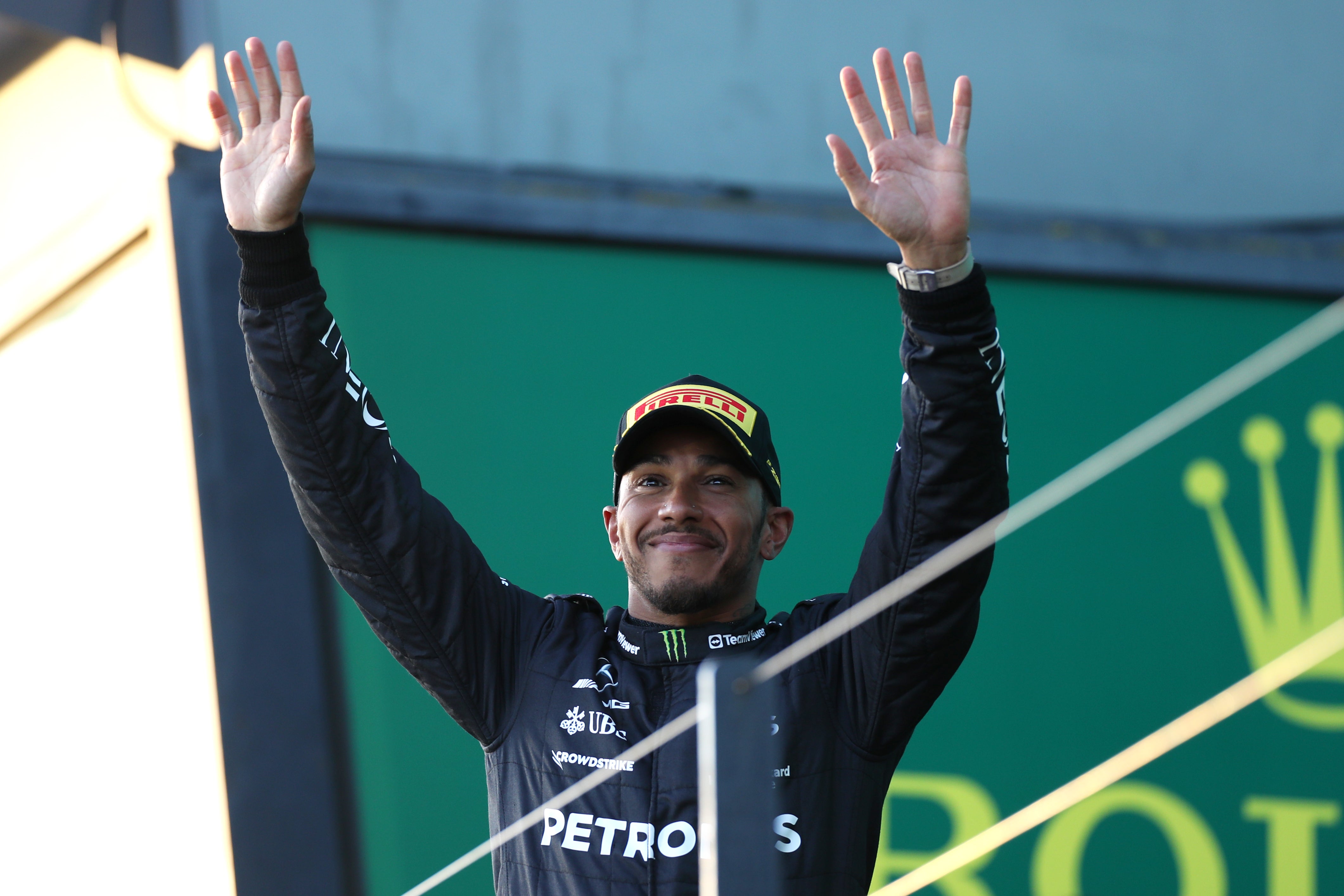 Ferrari look set to offer £40m to land Lewis Hamilton for 2024