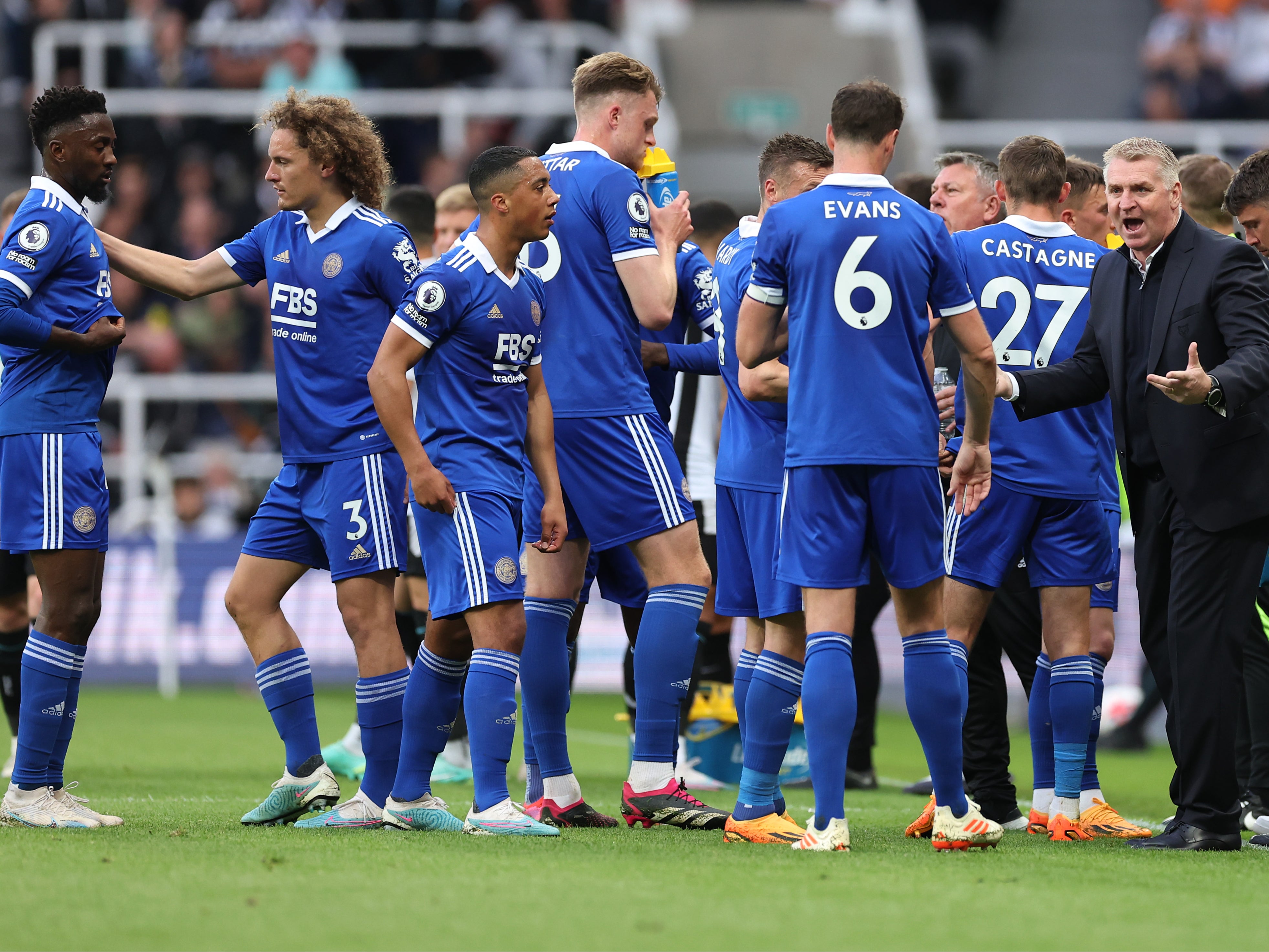 Playing it safe? Dean Smith talks with his players during Leicester’s 0-0 draw with Newcastle on Monday