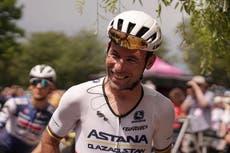 Mark Cavendish lands emotional victory in final stage of farewell Giro d’Italia