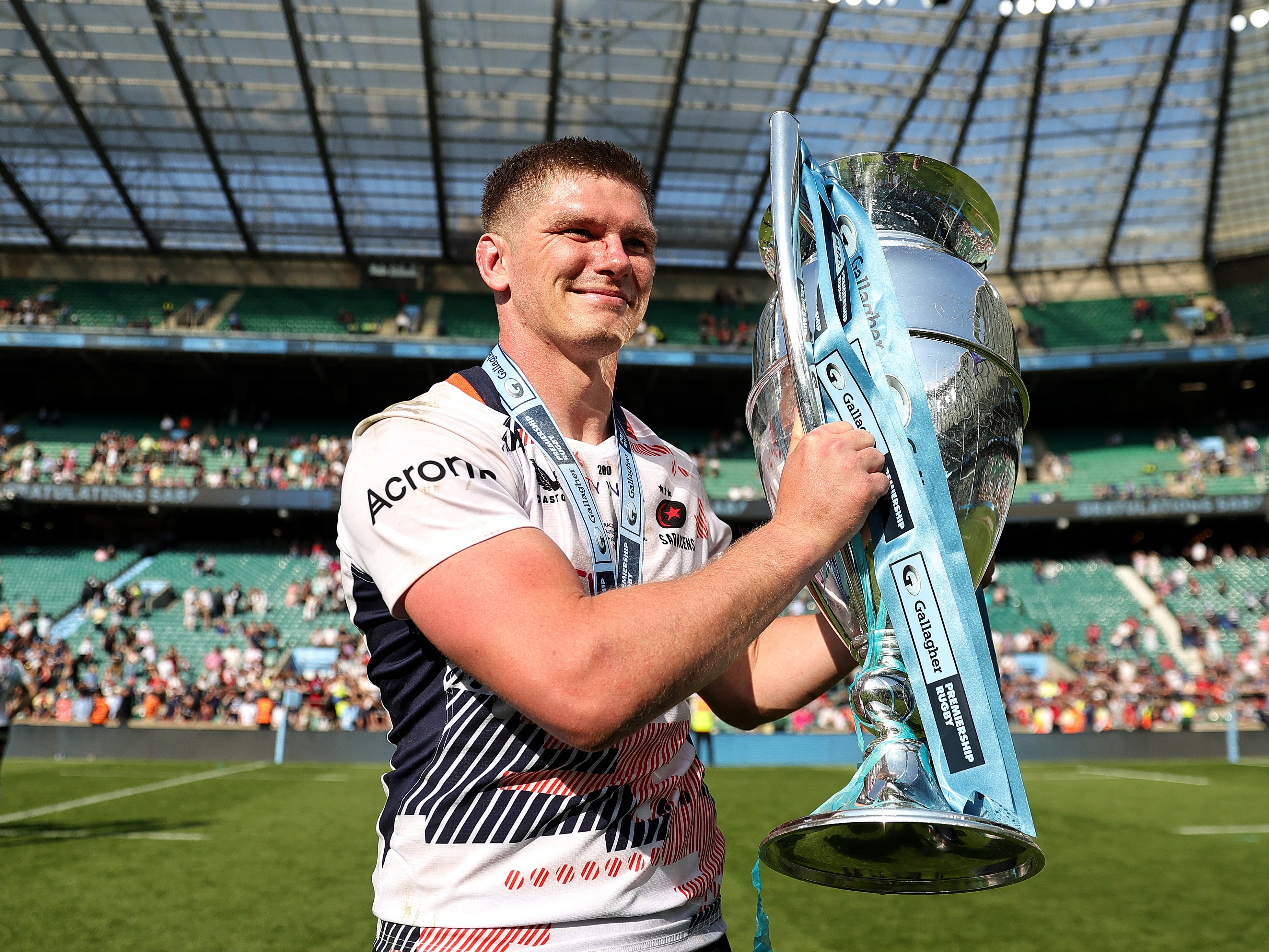 Owen Farrell captained Saracens to Premiership triumph last season