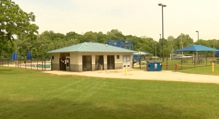 Dr Forsyth’s car was found at the Cassville Aquatic Center (above)