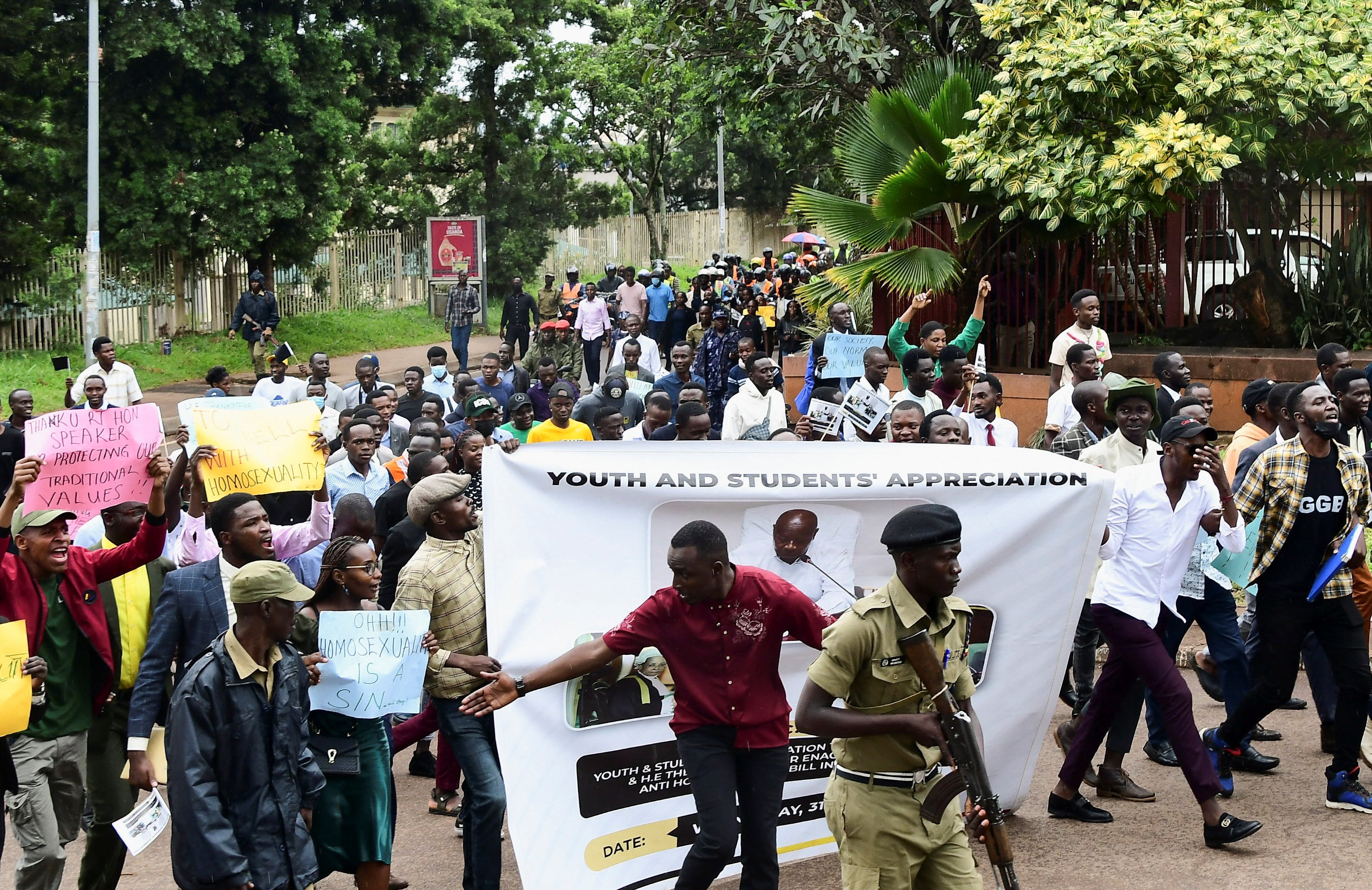 Ugandan students supporting Uganda’s parliament and president over new anti-LGBT+ laws