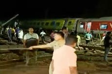 India train crash – live: Death toll rises to 233 as victims offered payment