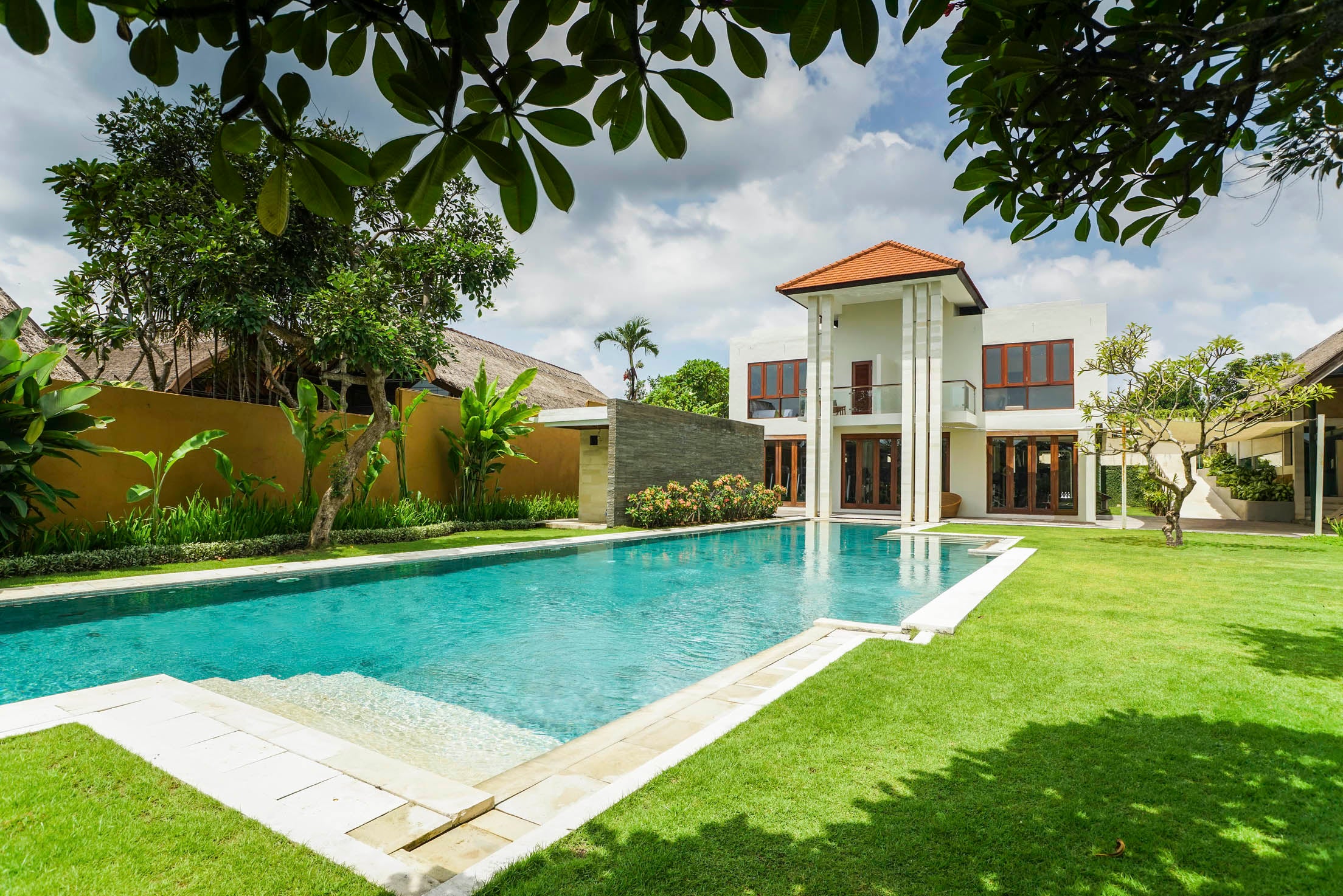 The gym building and pool at The Samata