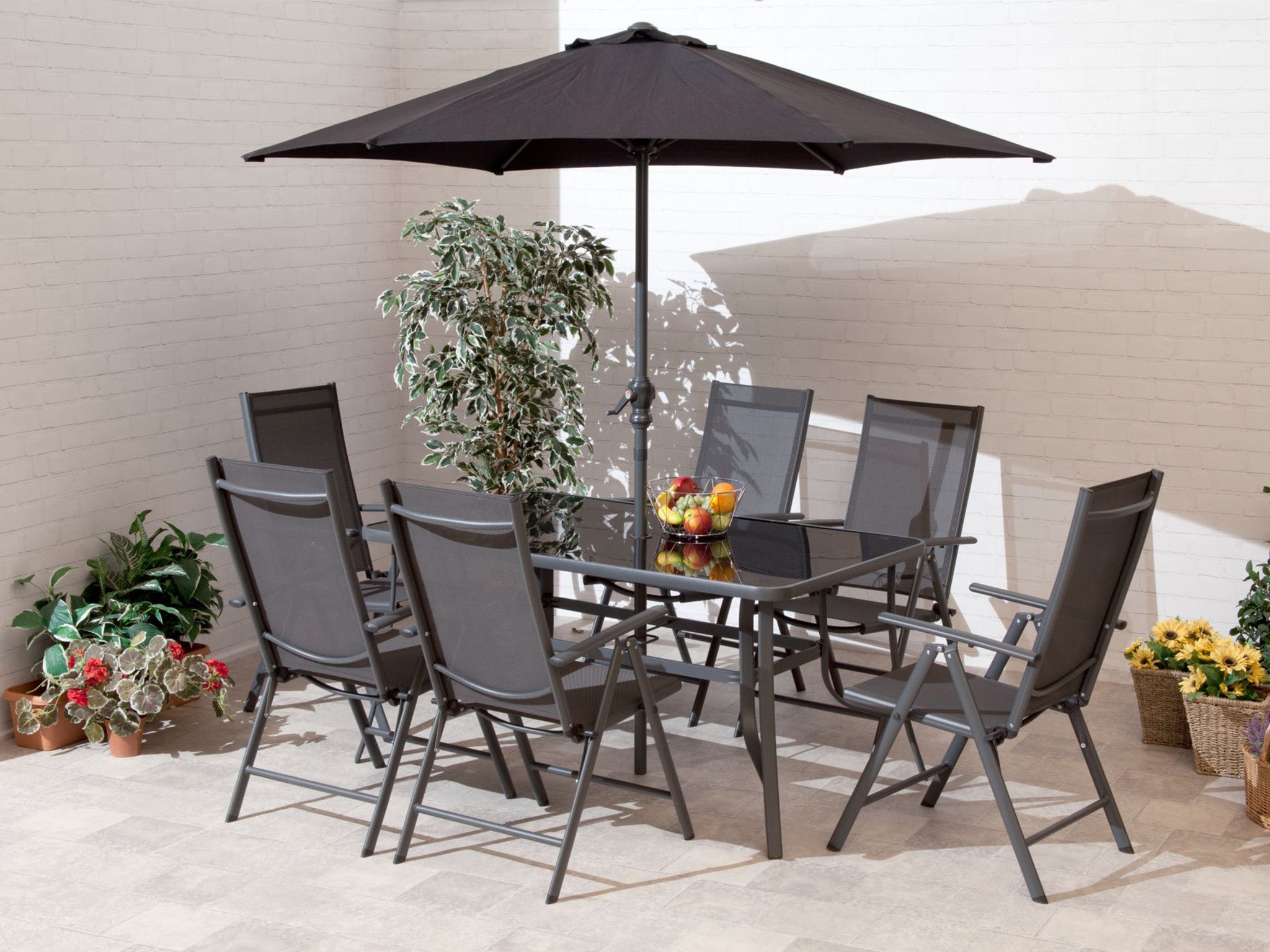 Dakota Fields Woodminster rectangular 6-person 150cm long dining set with umbrella