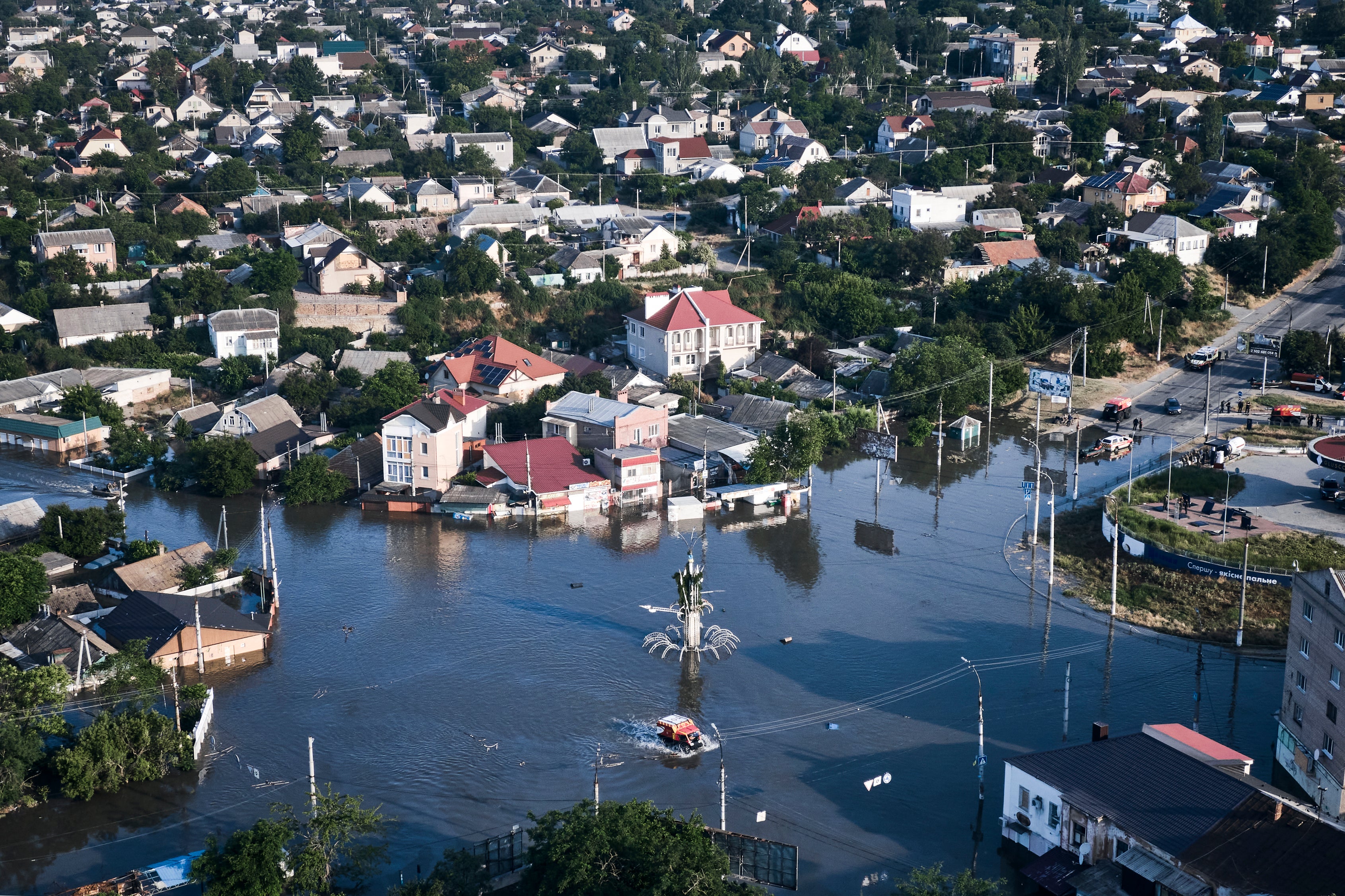 Streets are flooded in Kherson after the Kakhovka dam was blown up