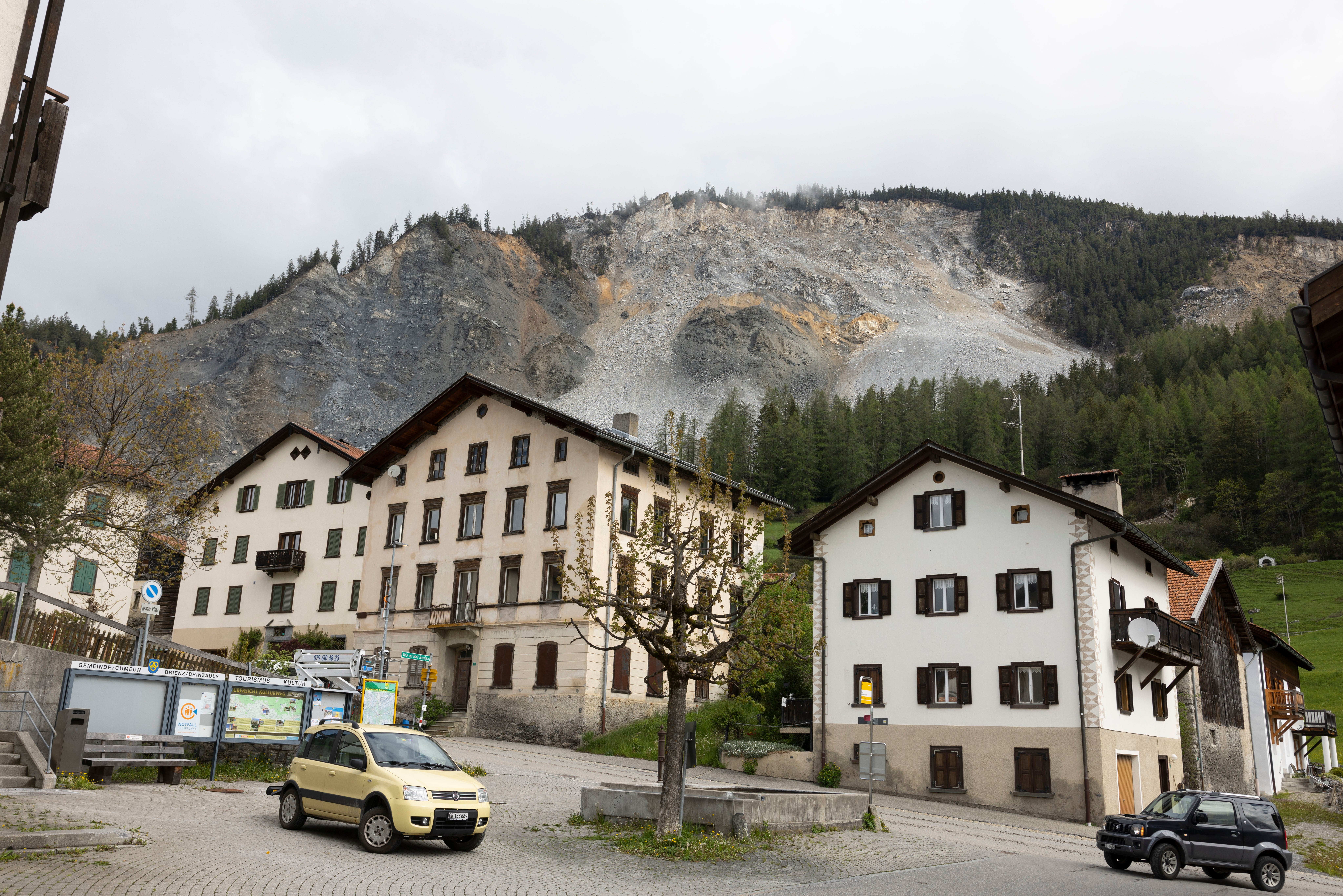 Switzerland Rockslide Alert