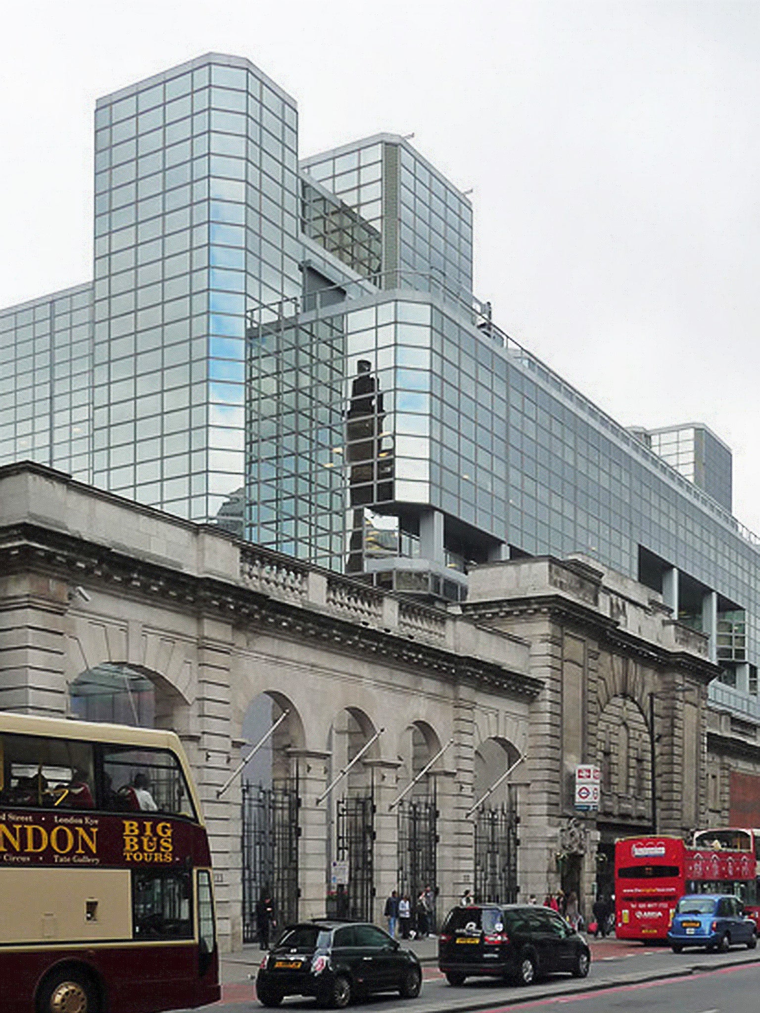 Home of the Daily Telegraph on Buckingham Palace Road