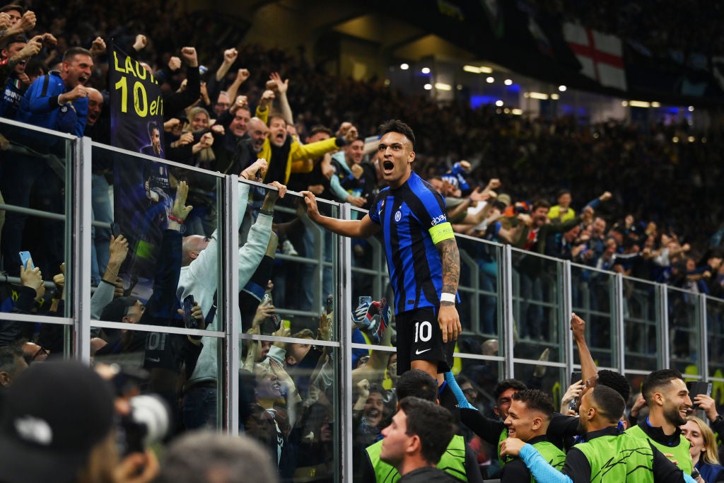 Lautaro Martinez with the Inter fans after reaching the Champions League final