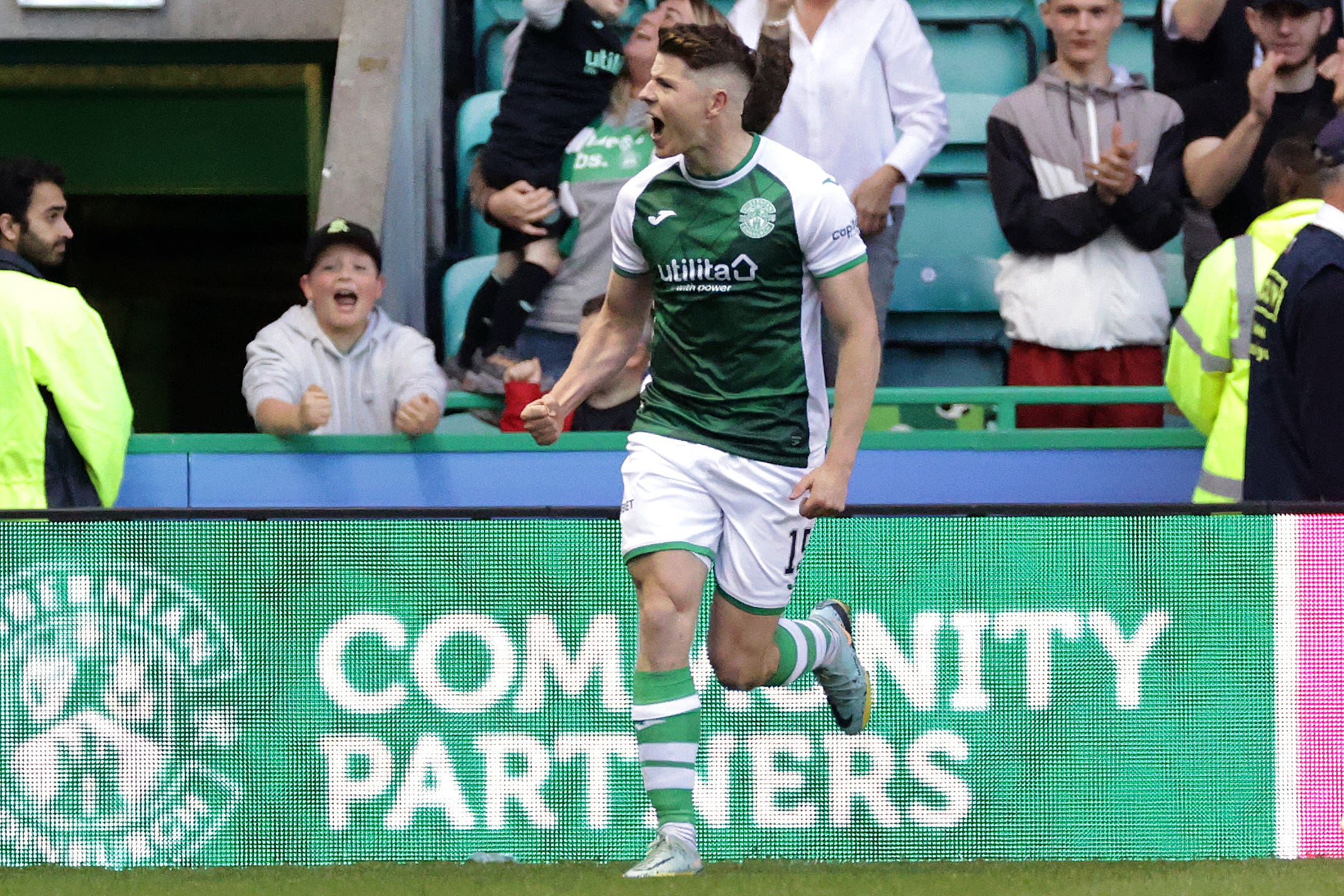 Hibernian’s Kevin Nisbet has joined Sky Bet Championship Millwall for a seven-figure fee (Steve Welsh/PA)