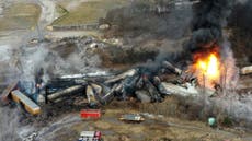 All railroads must alert first responders within 10 miles of derailed train cargo under new rule