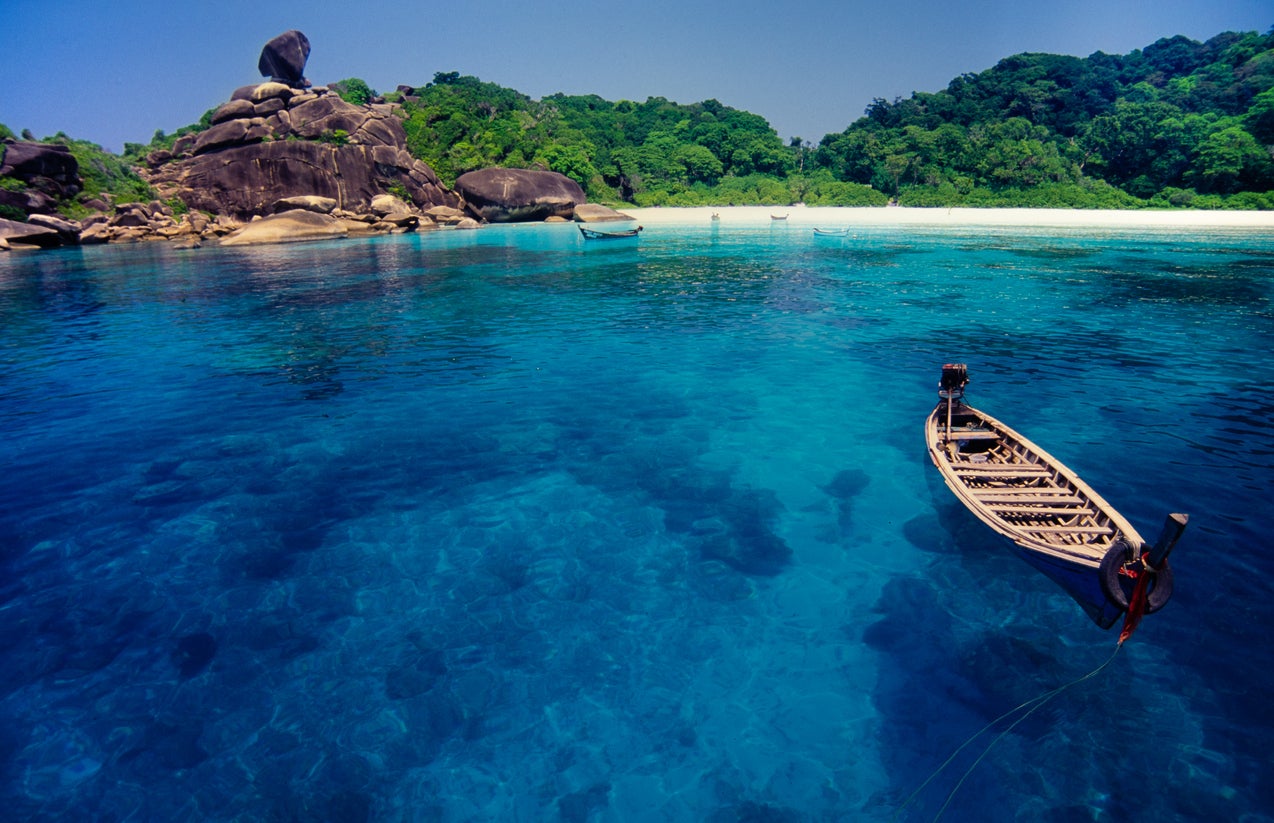 Anchor down and go for a dive at the archipelago of 11 islands