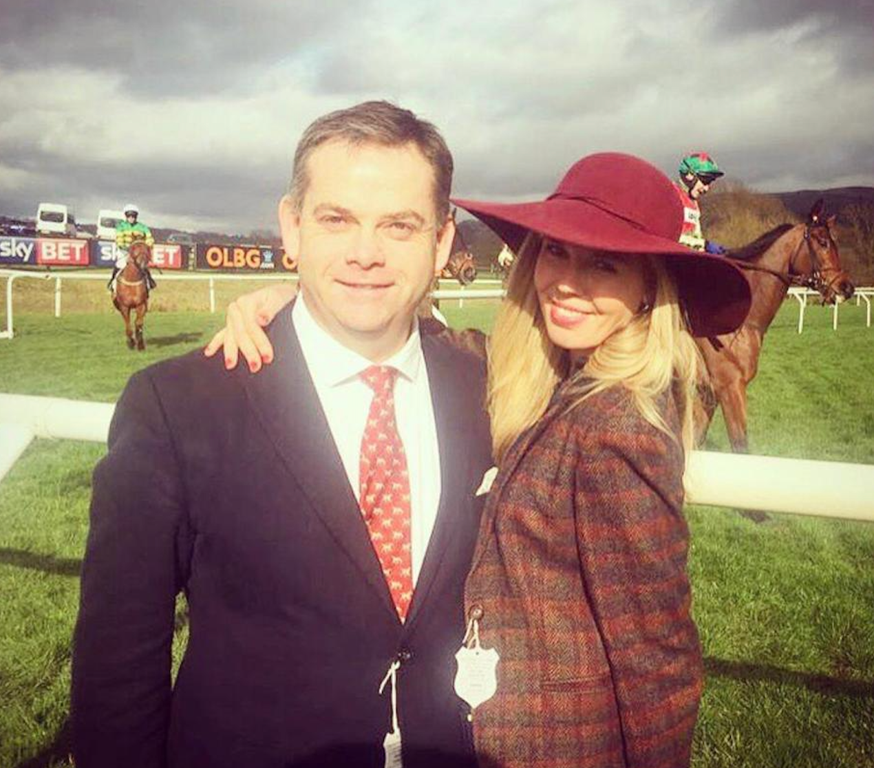 Carrie Johnson and Nigel Adams at Cheltenham Racecourse