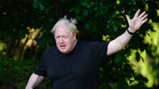 Boris Johnson ignores reporter’s questions ahead of Partygate report