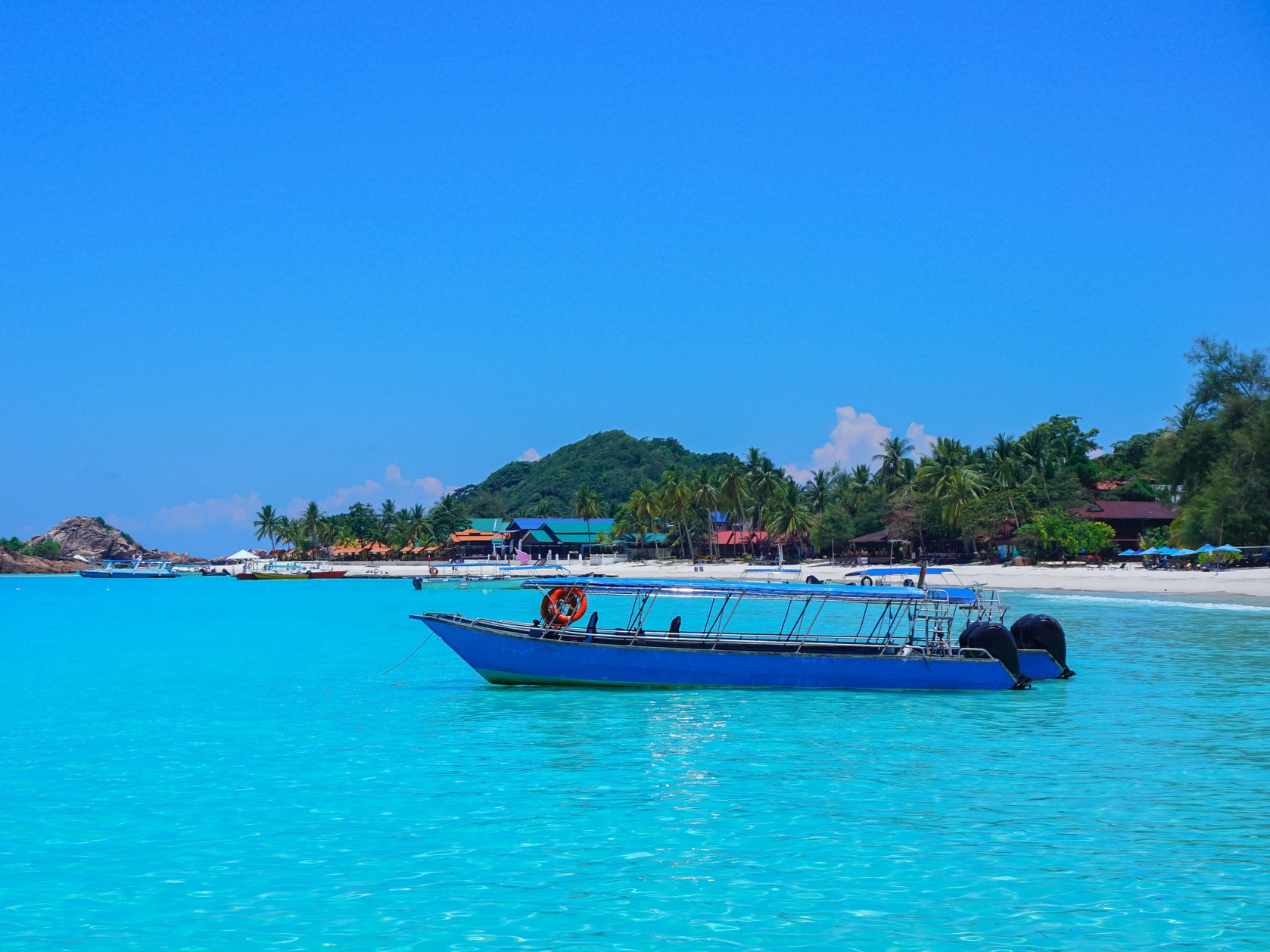 The island boasts a beautiful turquoise sea rich with marine life