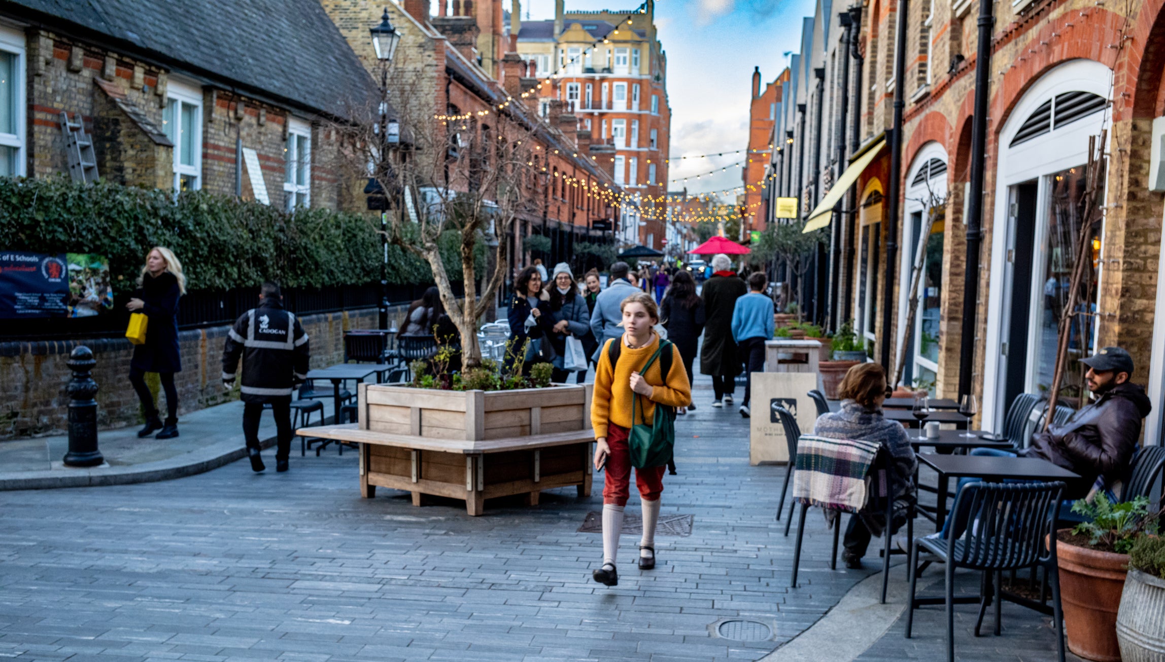 Chelsea is dotted with buzzing shop fronts