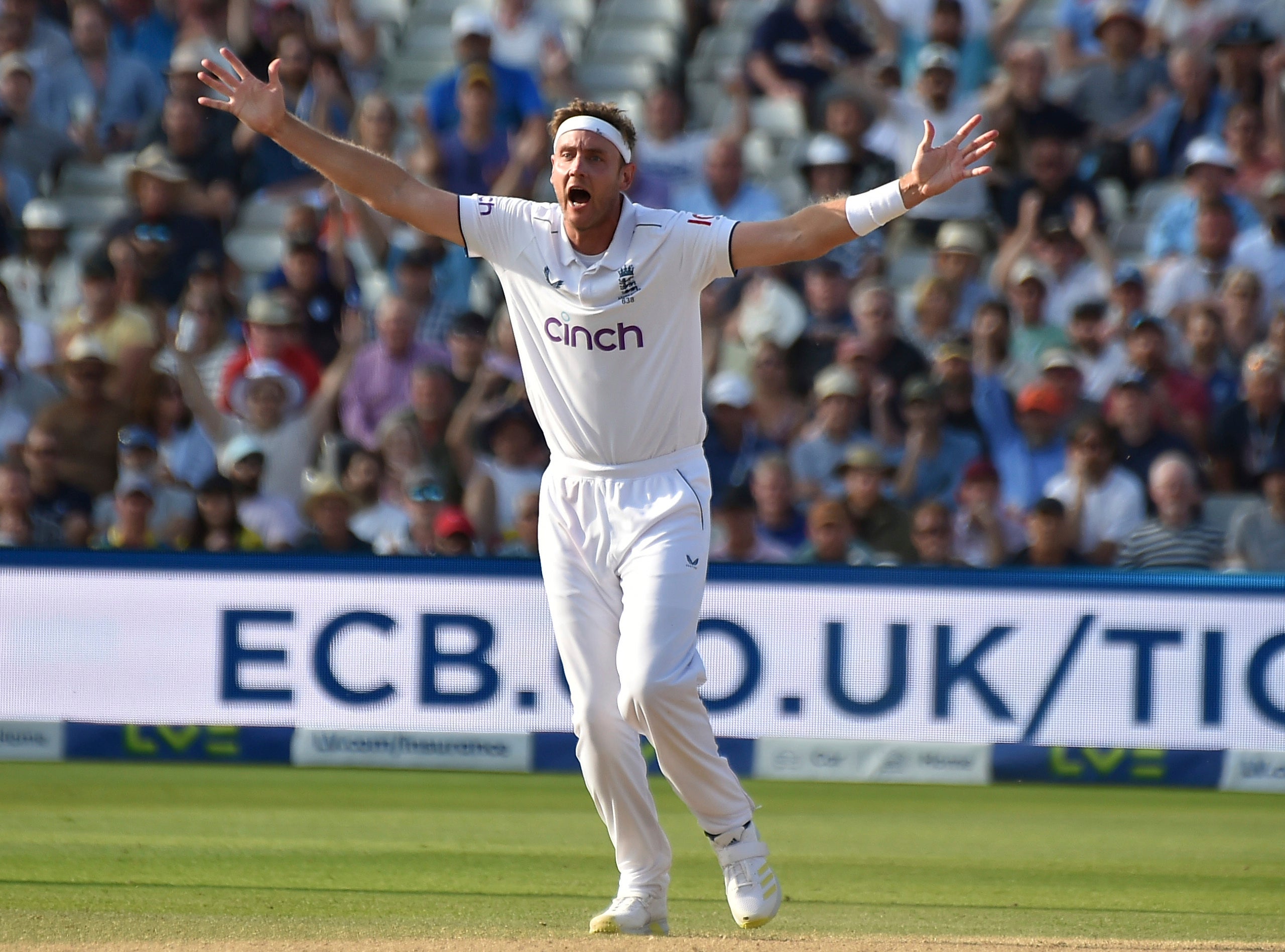 Broad dismissed Smith and Marnus Labuschagne to leave first Ashes Test in the balance