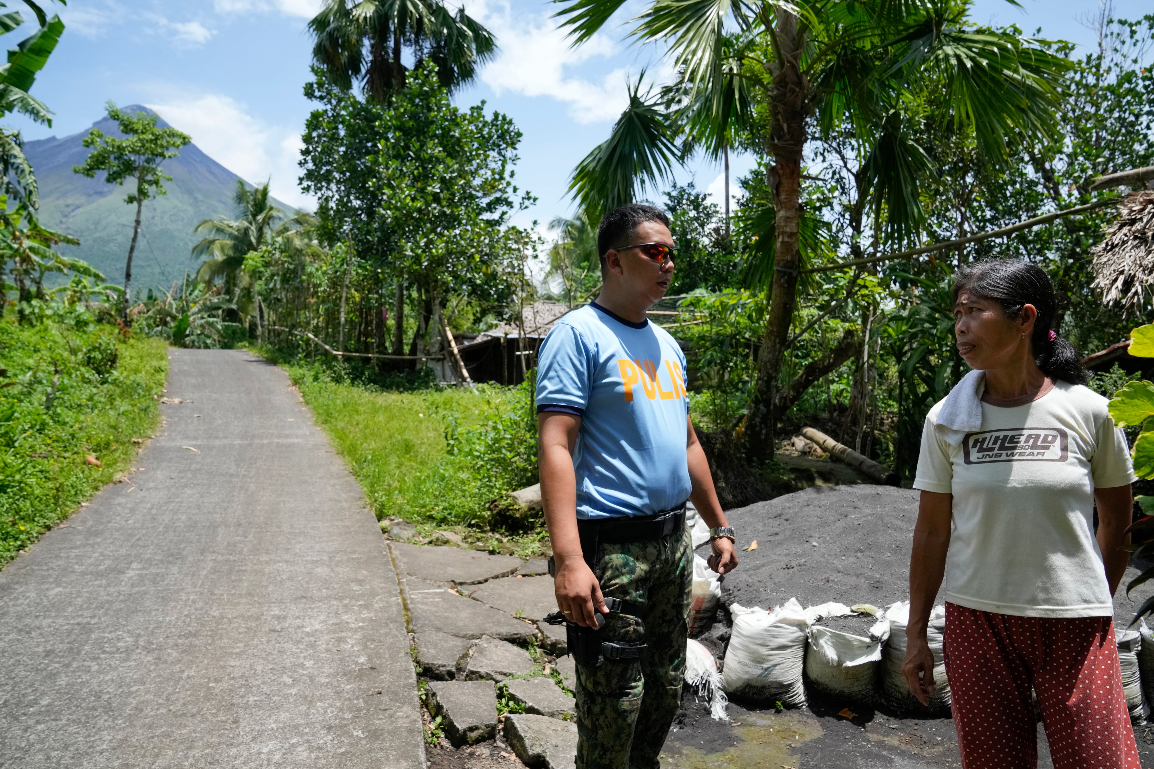 Philippines Volcano Villagers