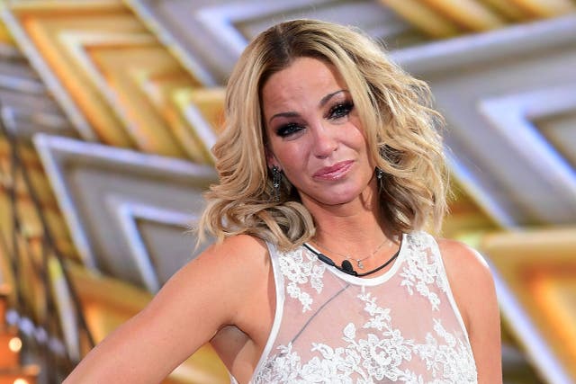 <p>A major cancer research project in memory of the singer Sarah Harding will look for early signs of breast cancer in young women (PA)</p>