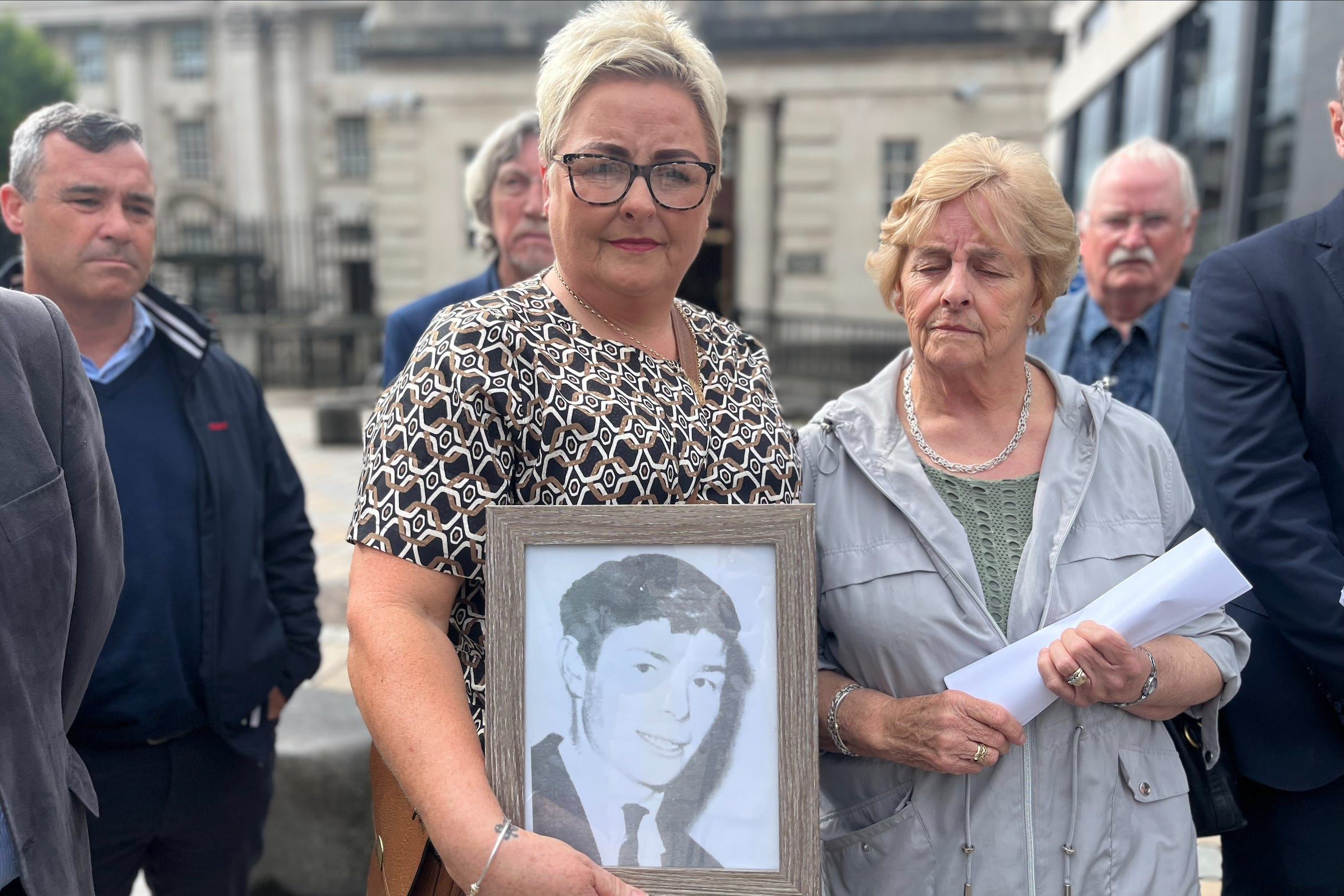 Michelle Anderson, niece of Robert Anderson, speaks to media outside the Royal Courts of Justice (Claudia Savage/PA)