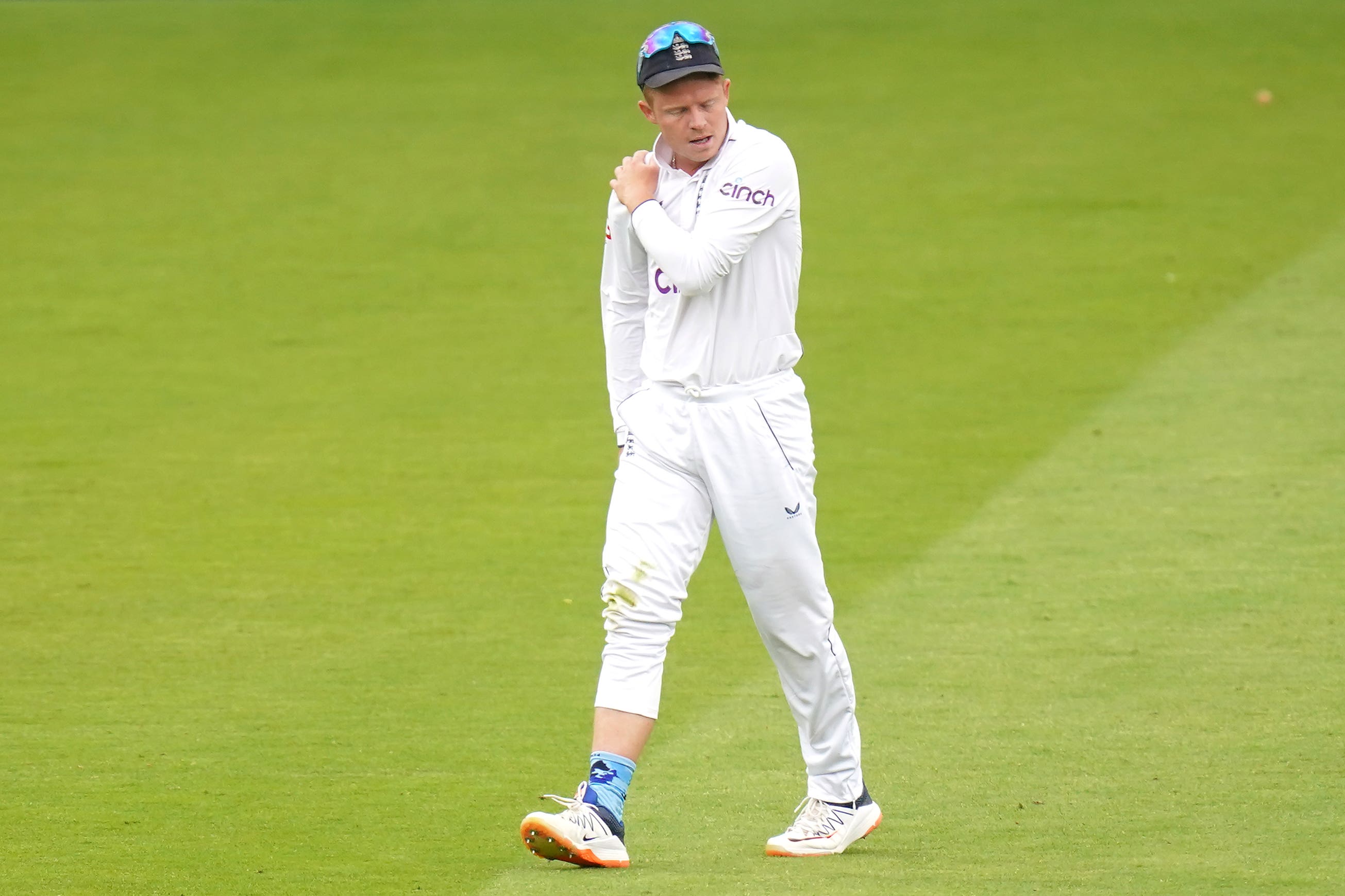 Ollie Pope reinjured his right shoulder in the field (Adam Davy/PA)