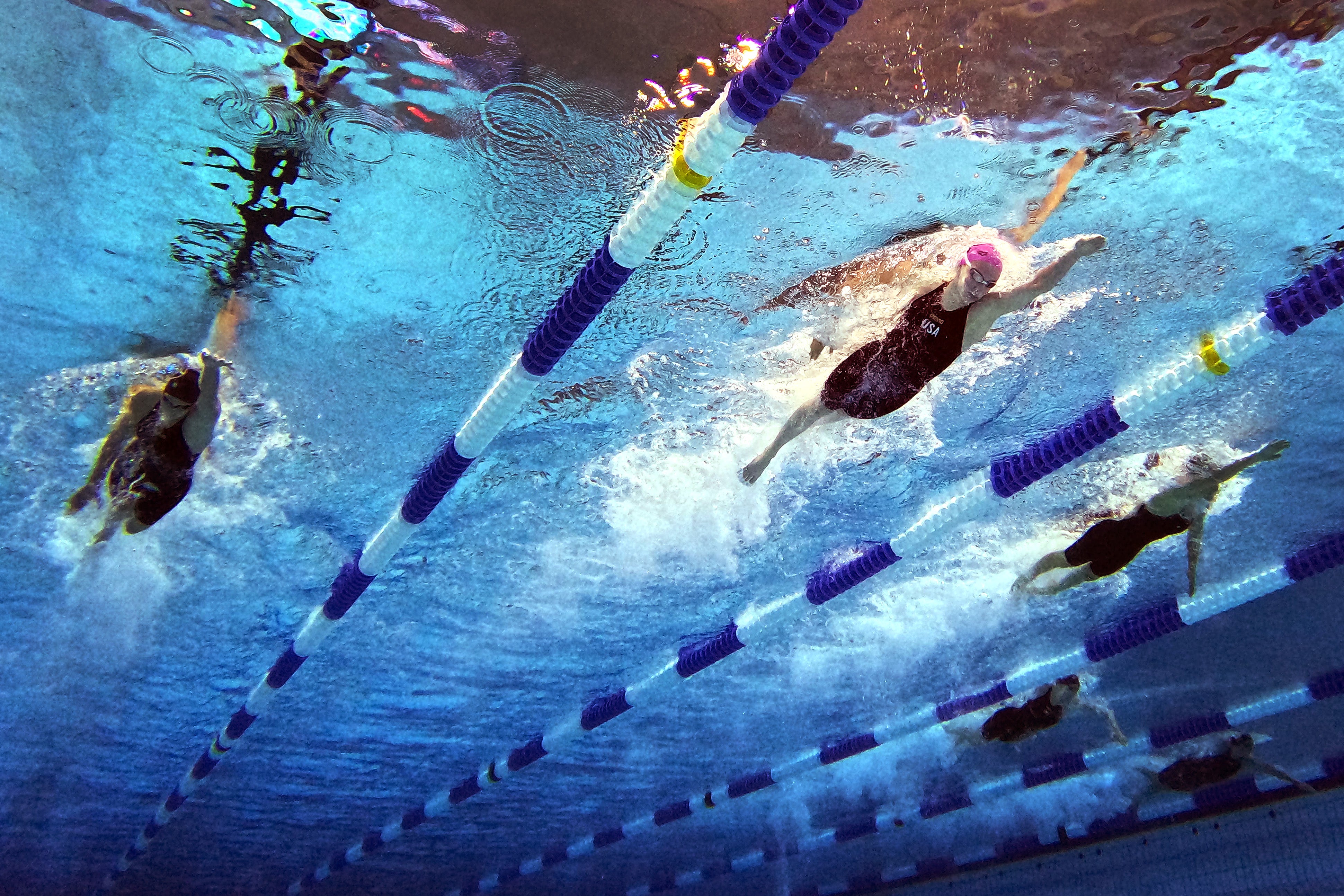 Jillian Cox competes in the Women's 400 Metre Freestyle Final on day four of the Phillips 66 National Championships at Indiana University Natatorium