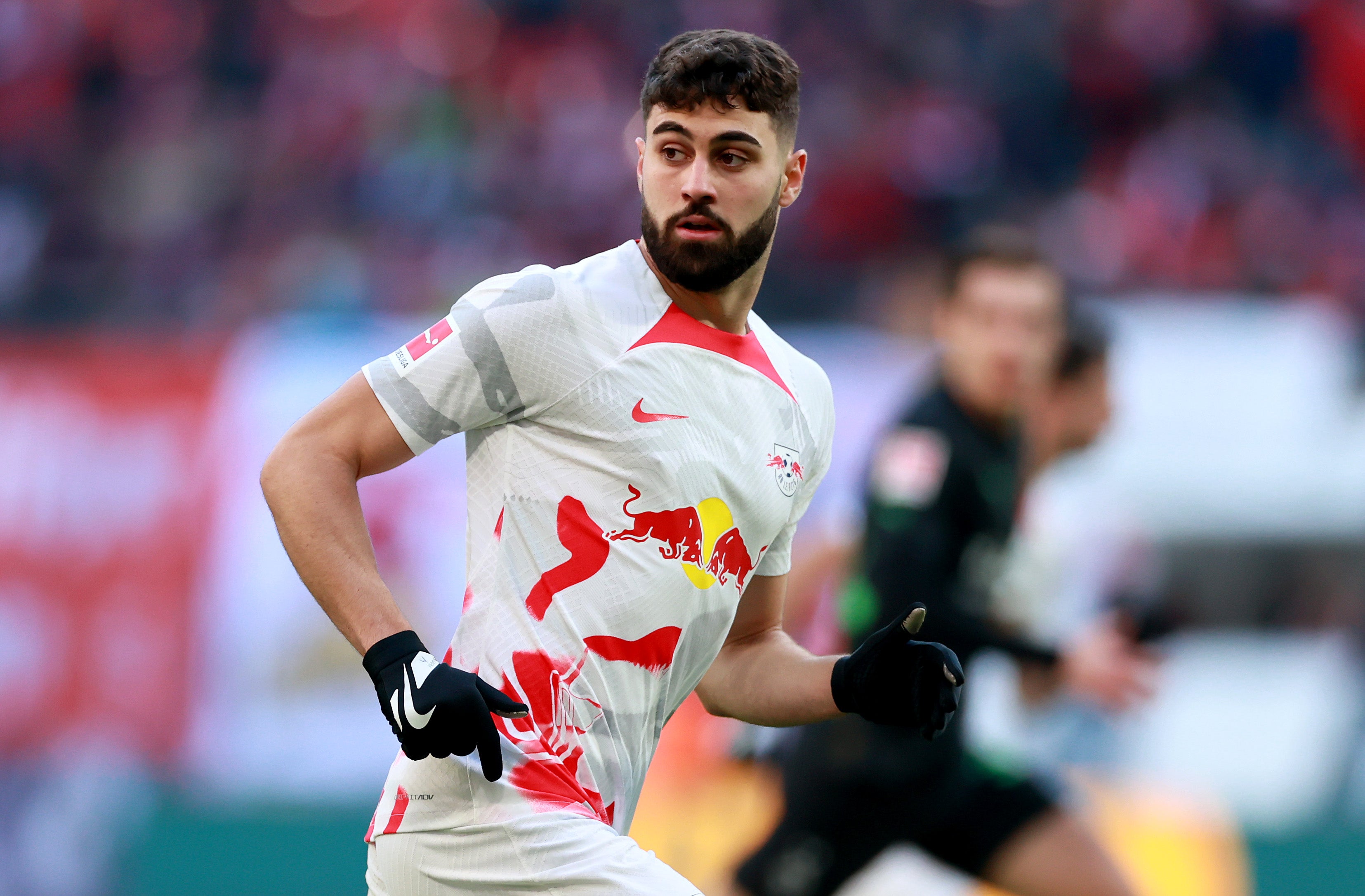 Gvardiol of RB Leipzig looks on against Gladbach