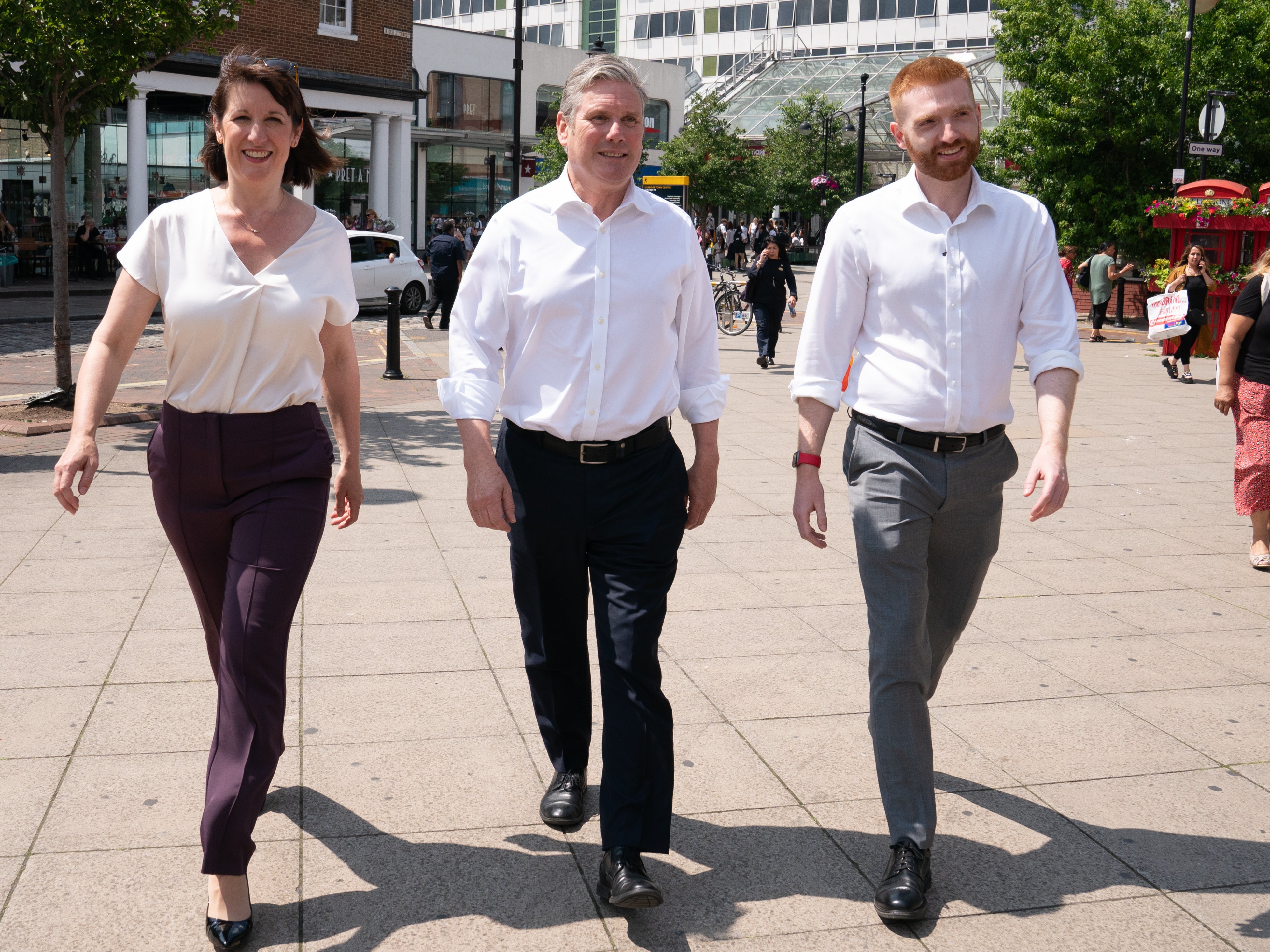 Keir Starmer (centre), shadow chancellor Rachel Reeves and Danny Beales