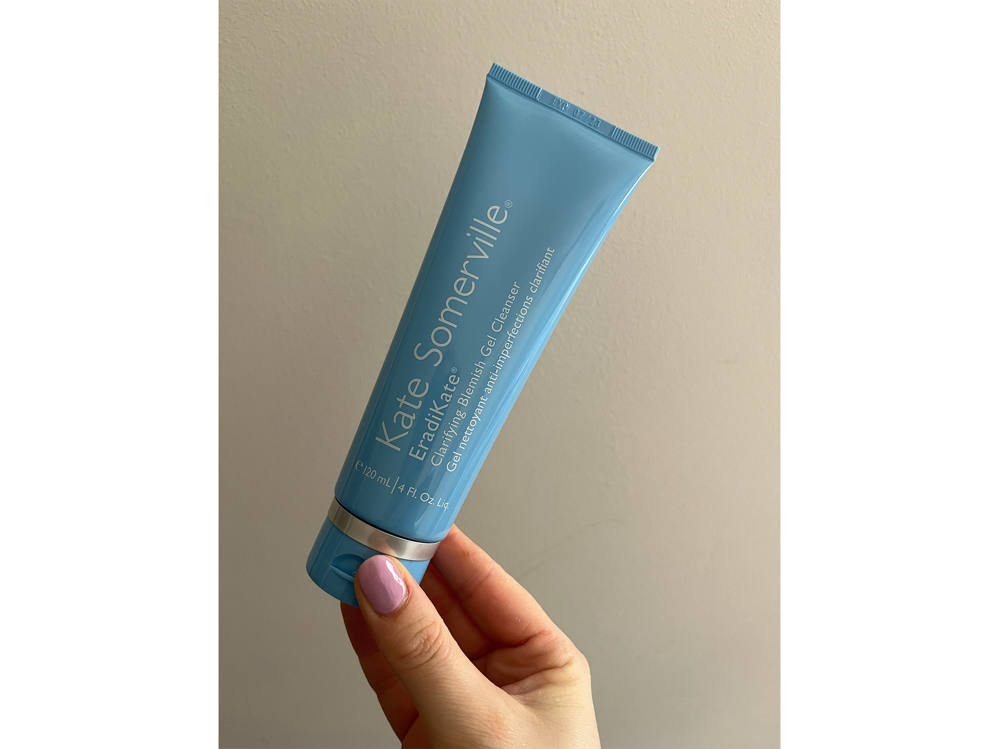 Kate Somerville eradikate clarifying blemish gel cleanser