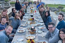 Fans can’t get their heads around number of celebrities in Kristen Bell’s dinner party photo