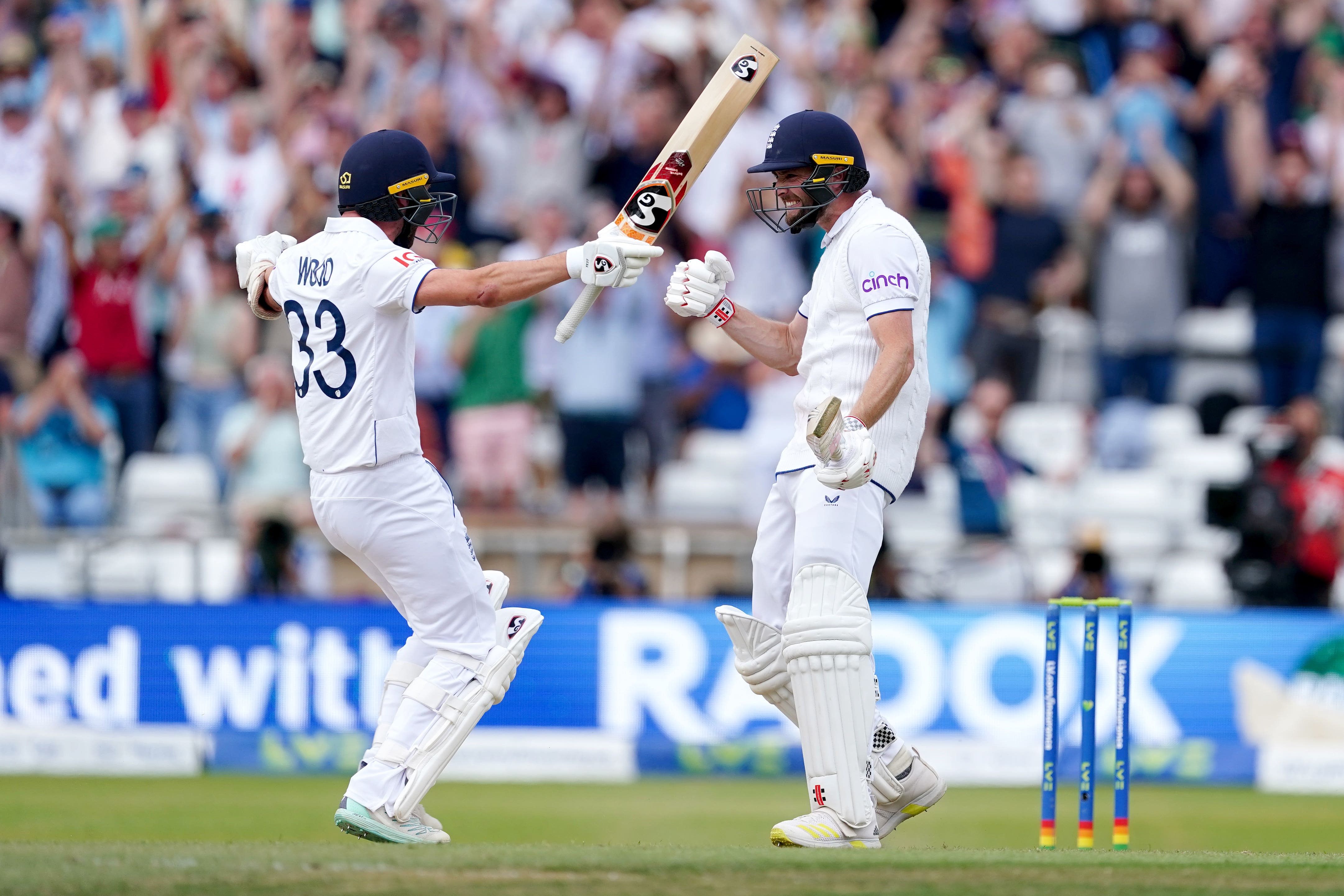 Brought in for the Test, Mark Wood and Chris Woakes hit the winning runs