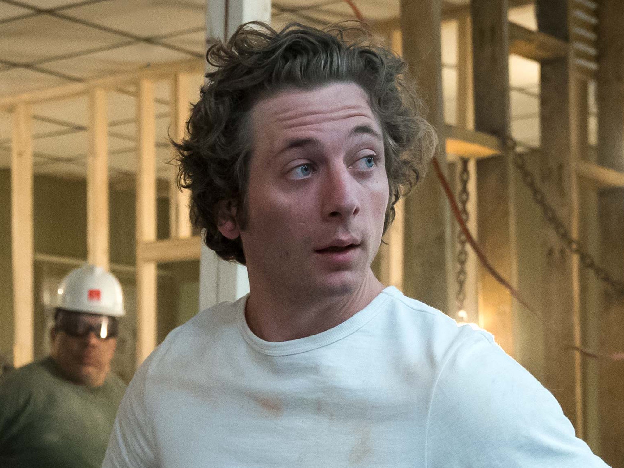 Carmy Berzatto (Jeremy Allen White) trades haute cuisine for hoagies