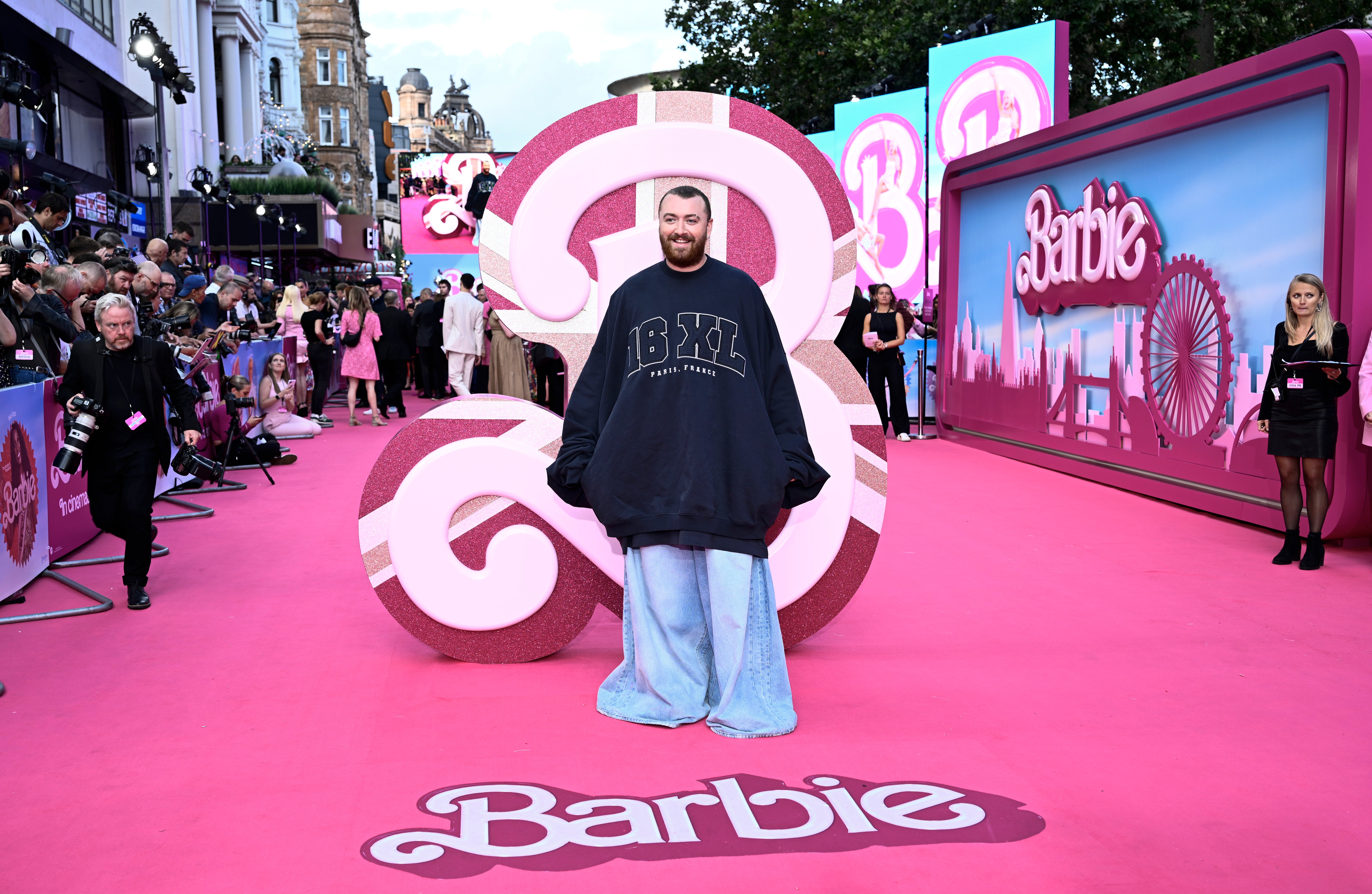 Smith’s look on the red carpet