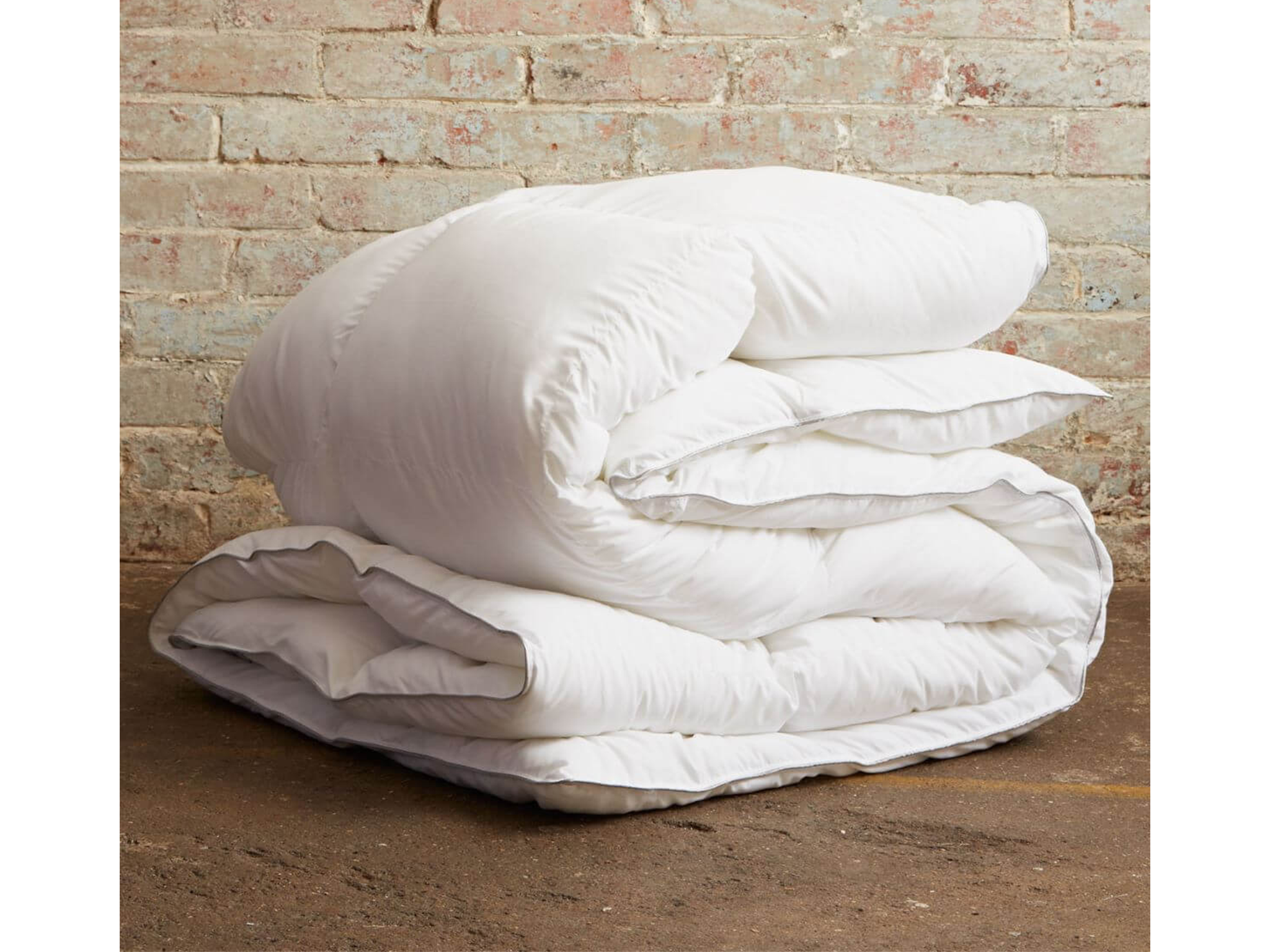 Soak & Sleep soft as down microfibre duvet