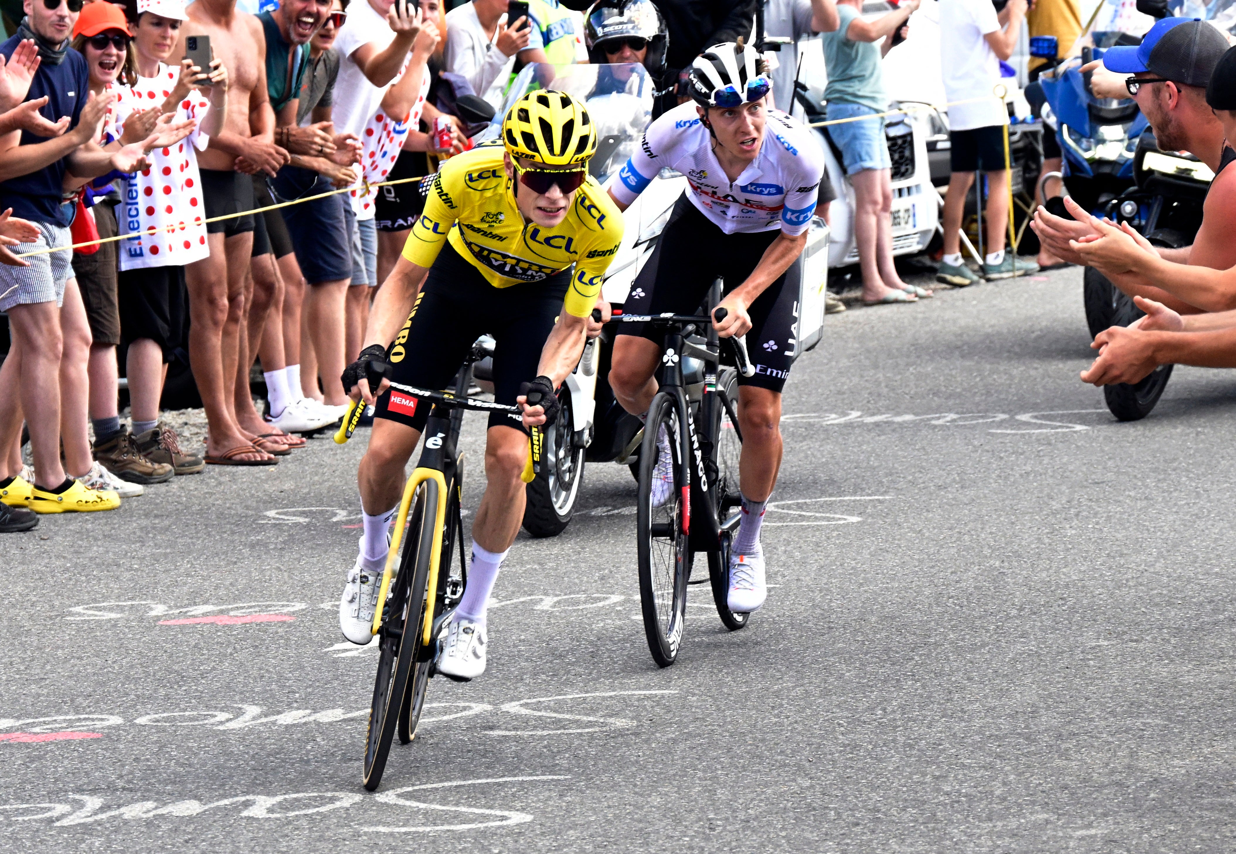 Jonas Vingegaard finished a second ahead of Tadej Pogacar to extend overall lead in Yellow Jersey race