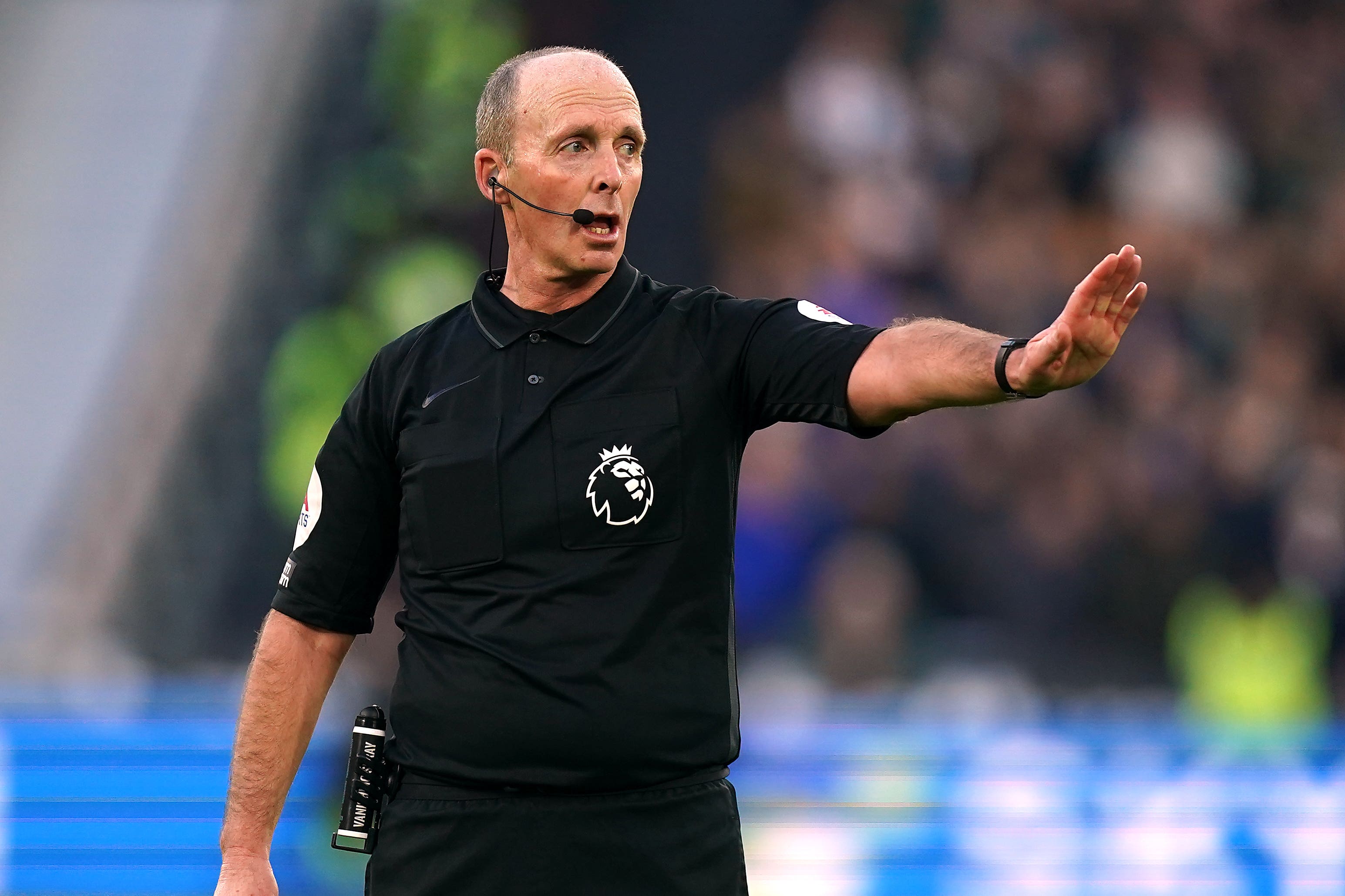 Mike Dean has admitted a ‘pathetic’ error last season