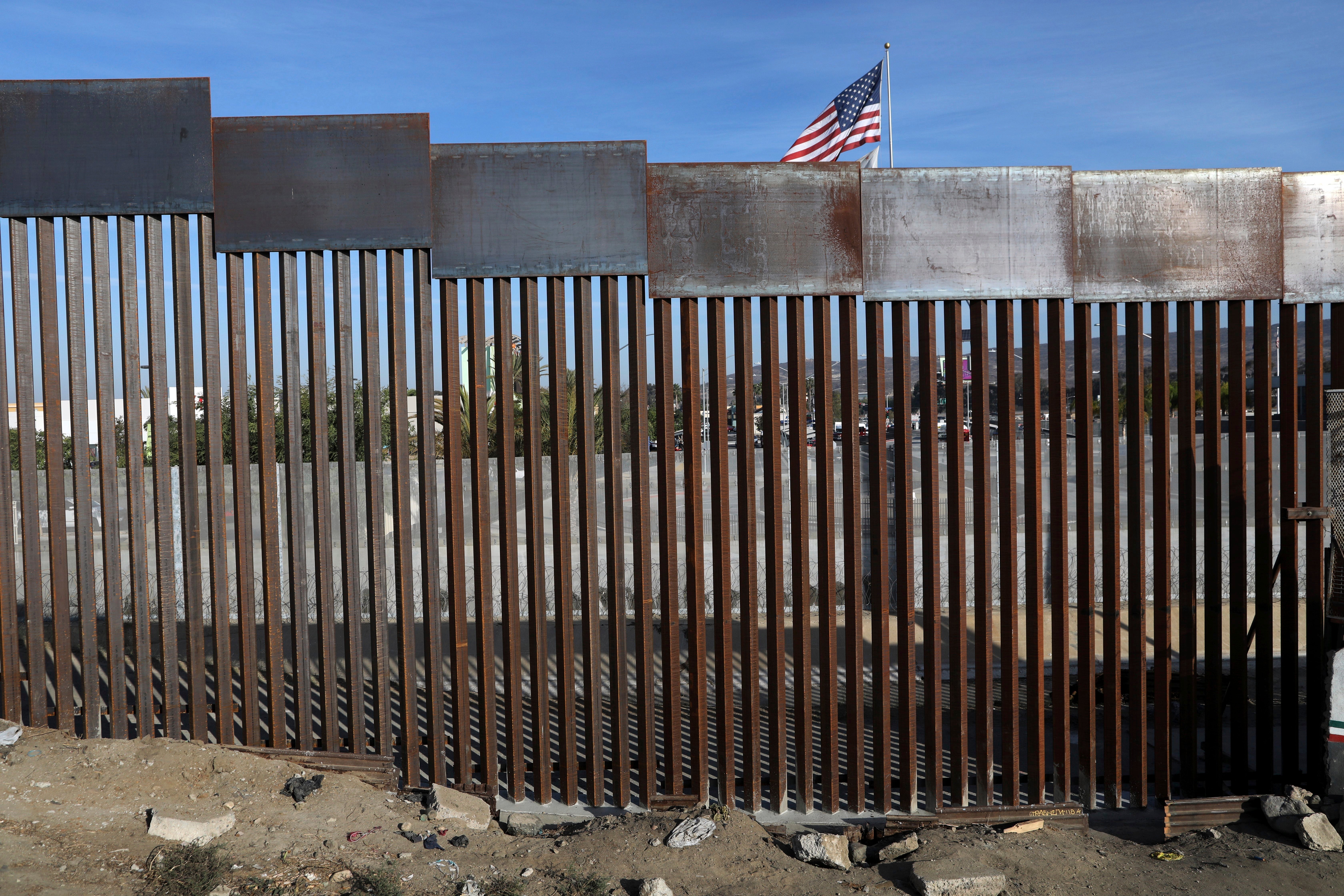 Many migrants injured as they cross into the US due to barbed wire placed along the Rio Grande