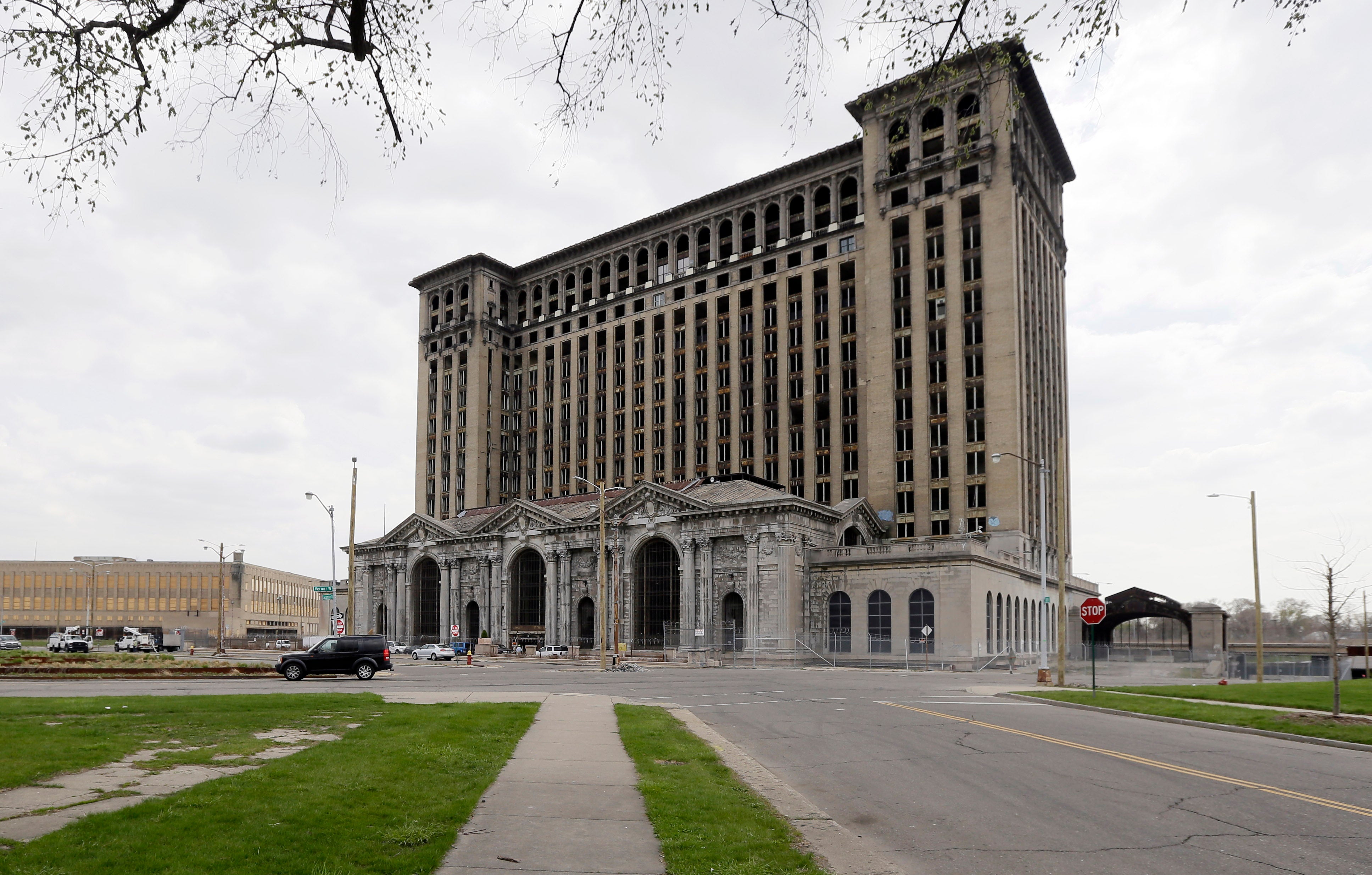Detroit Bankruptcy 10th Anniversary