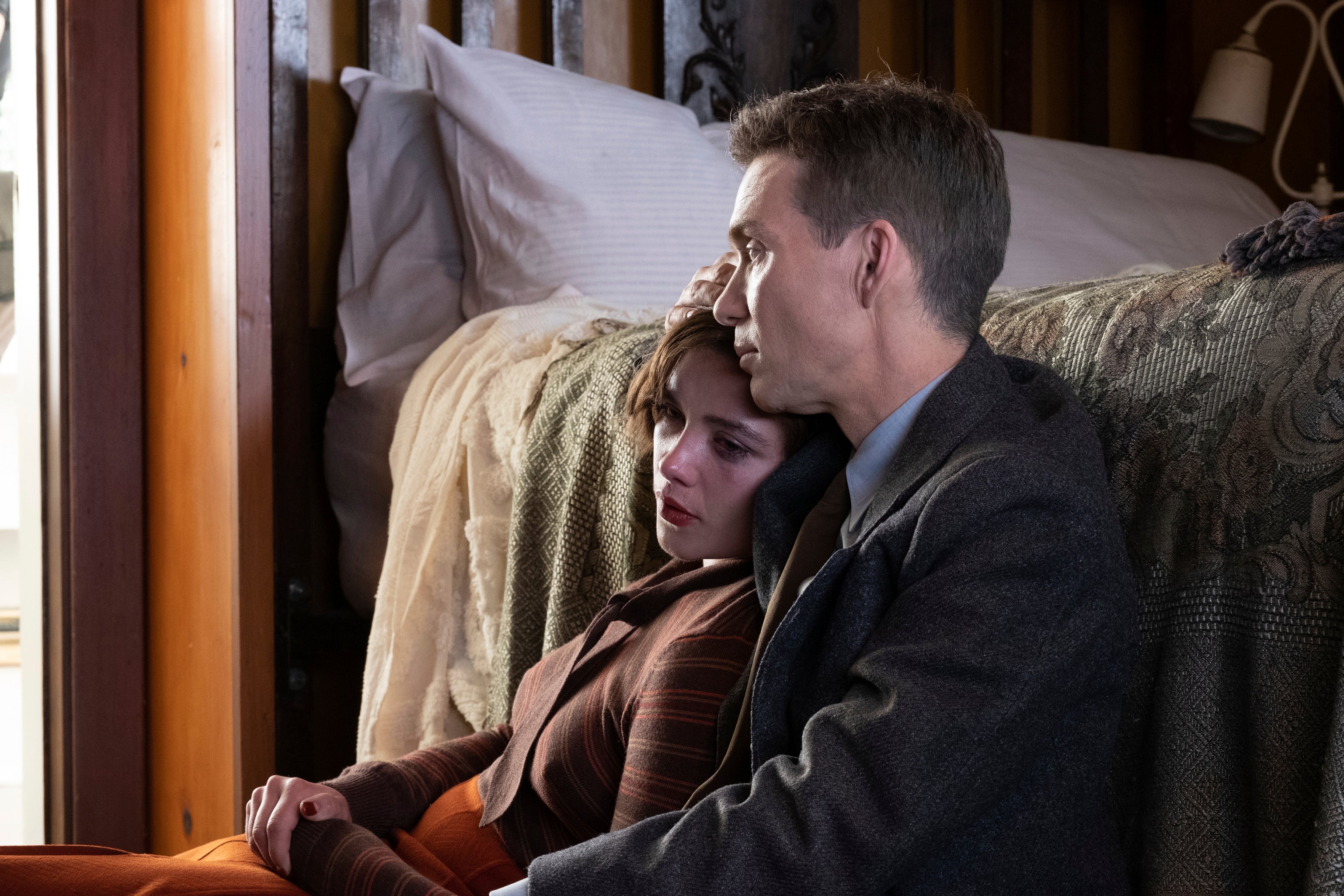 Florence Pugh as Jean Tatlock, left, and Cillian Murphy as J Robert Oppenheimer